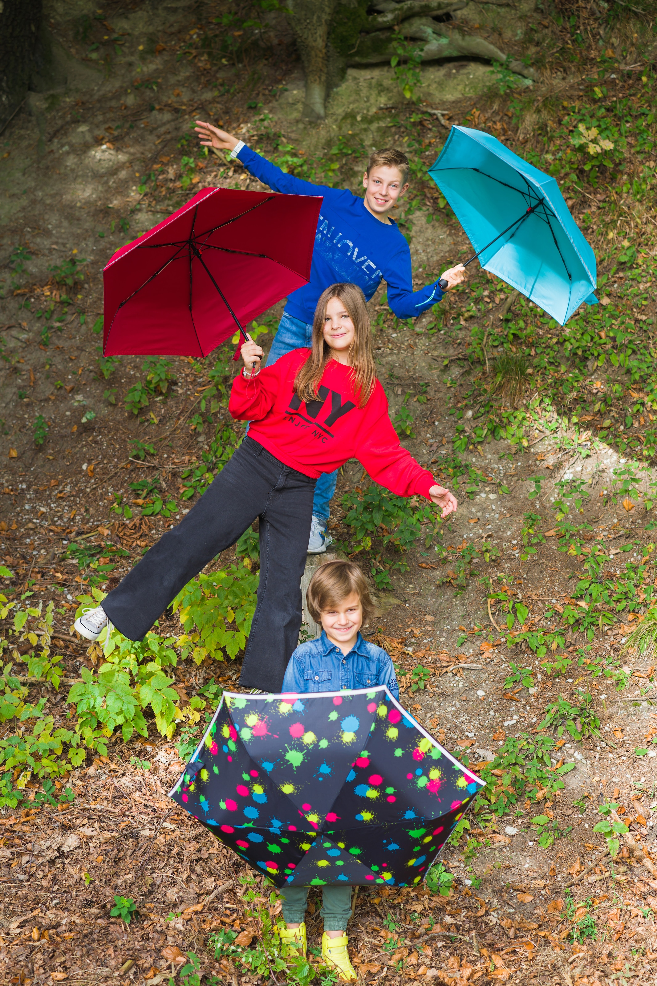 Knirps® Taschenregenschirm »Rookie manual, bubble bust reflective«, für Kinder; mit umlaufendem, reflektierendem Band