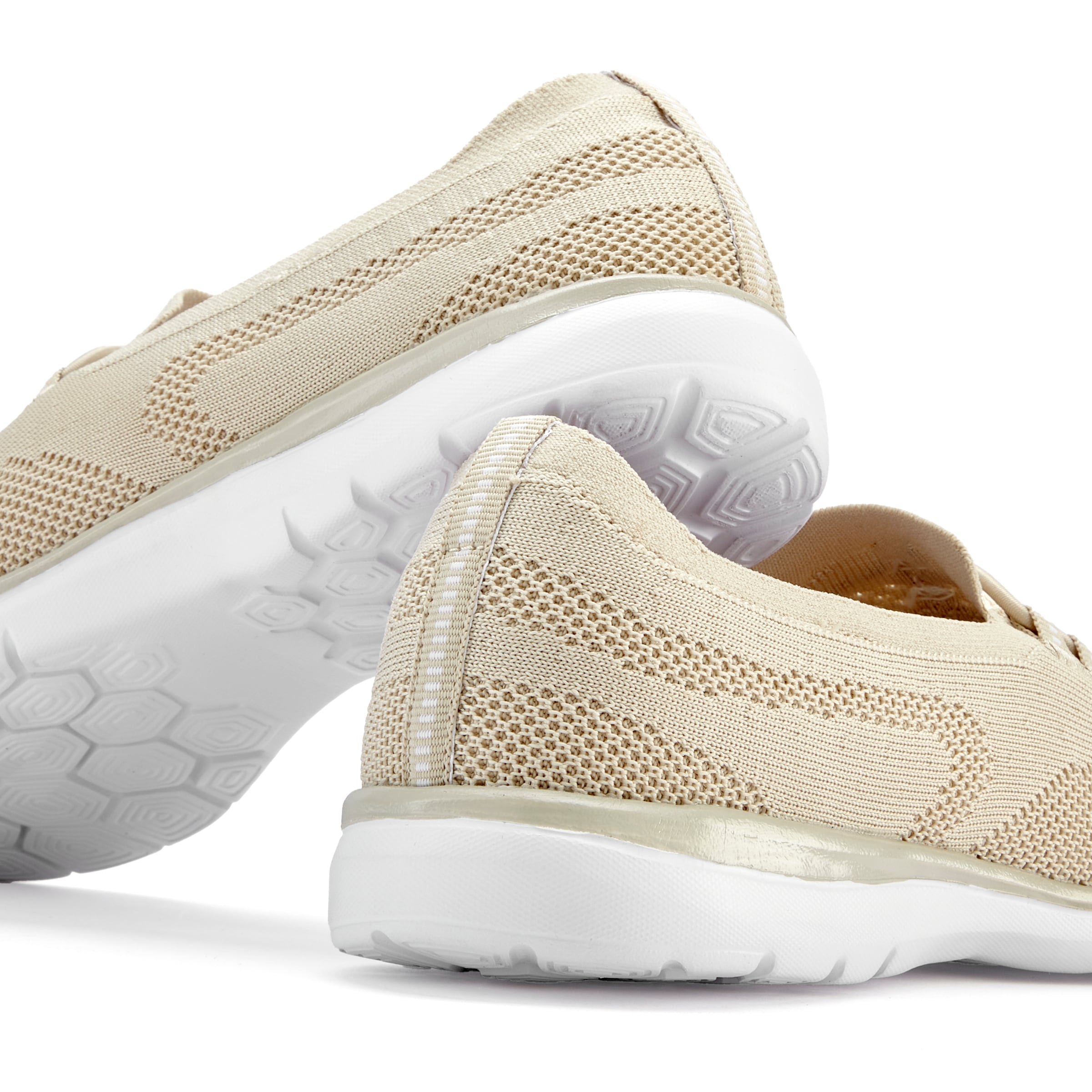 LASCANA Sneaker »Slipper, Halbschuh, leichtes Meshmaterial«, zum Reinschlüpfen mit elastischen Schnürbändern VEGAN