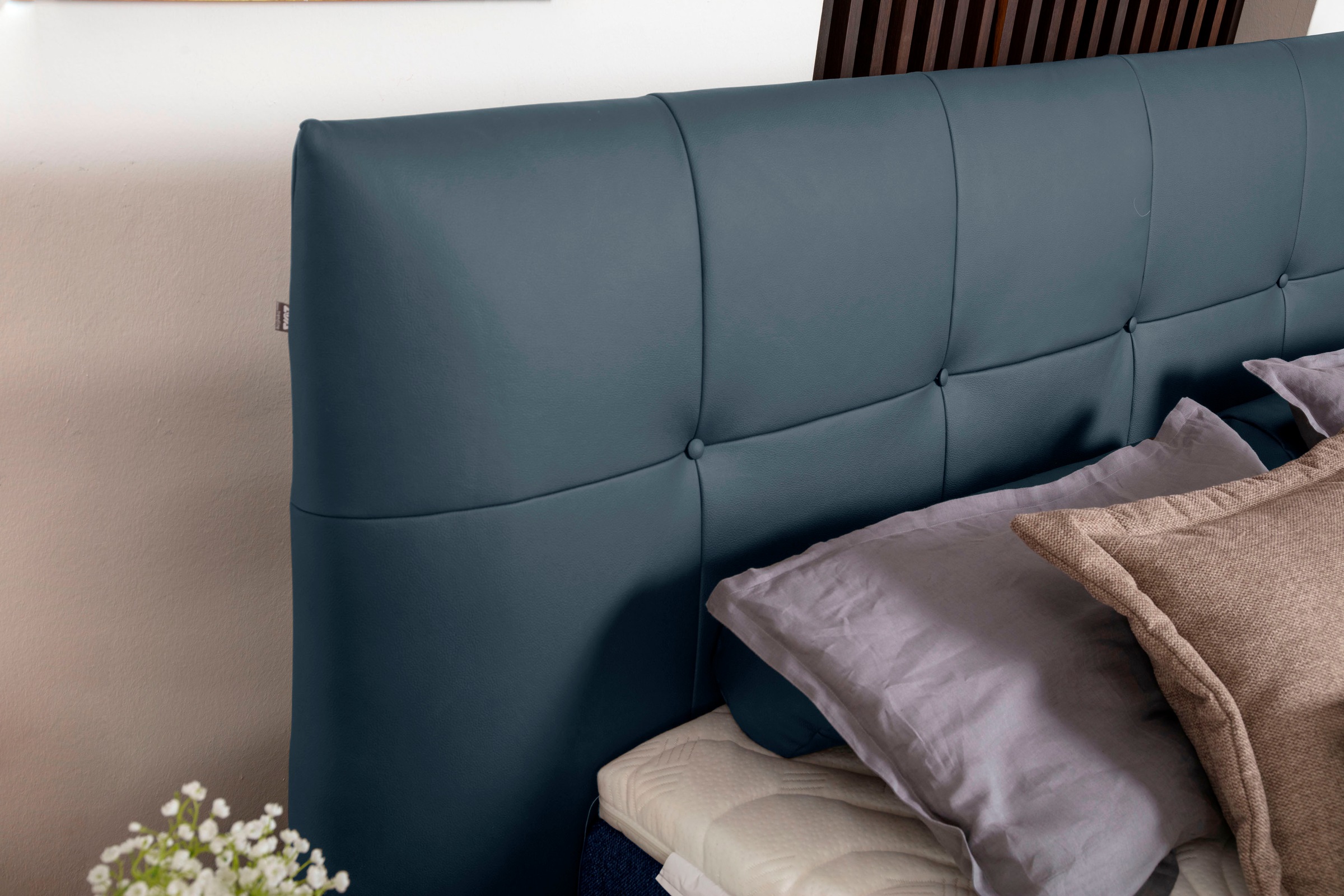 alina Boxspringbett »Luella«, ADA trendline Boxspringbett, inkl. Matratze und Viscoschaum-Topper