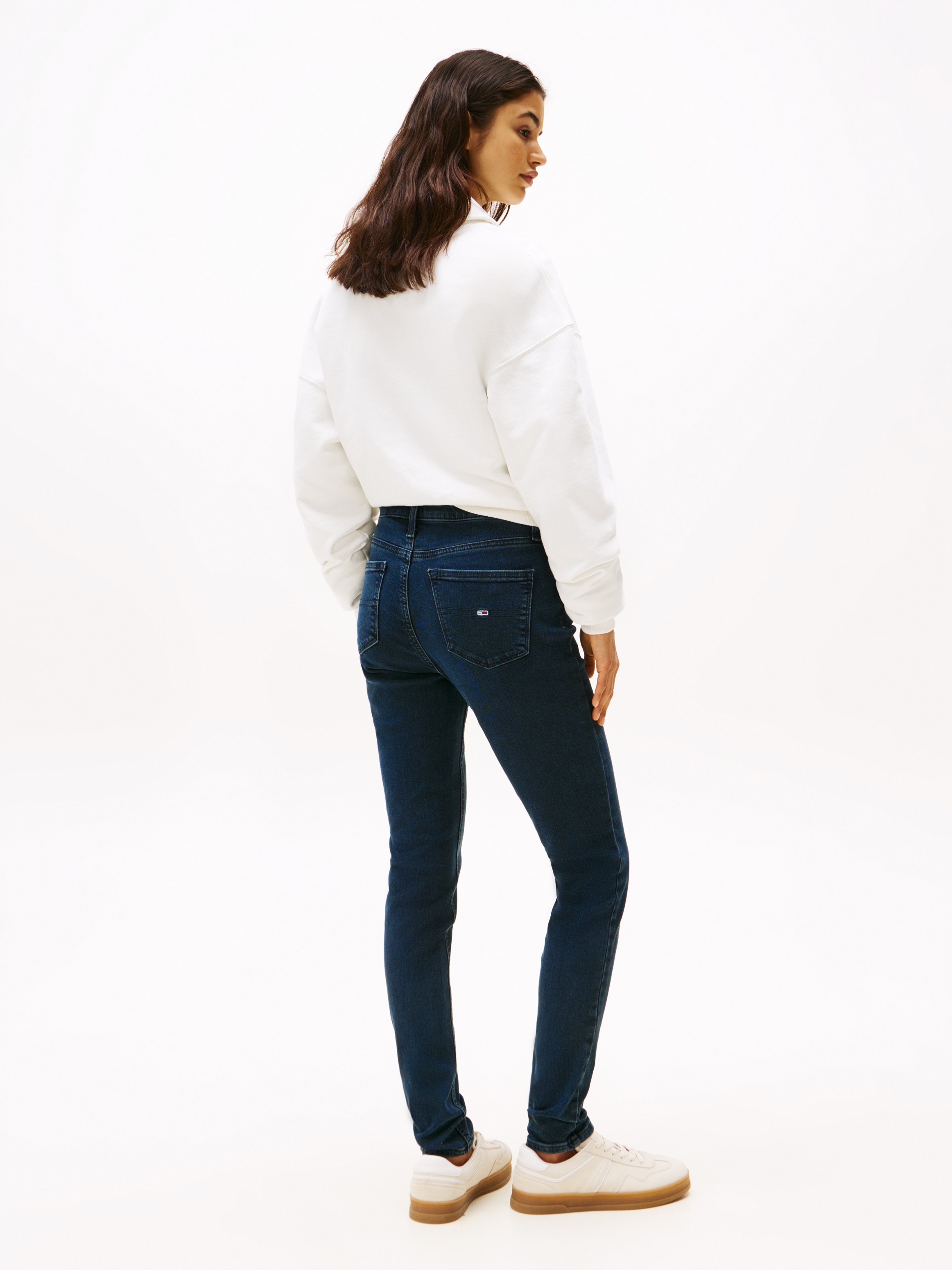 Tommy Jeans Skinny-fit-Jeans »NORA MR SKNY AH1280«, mit Logo-Badge