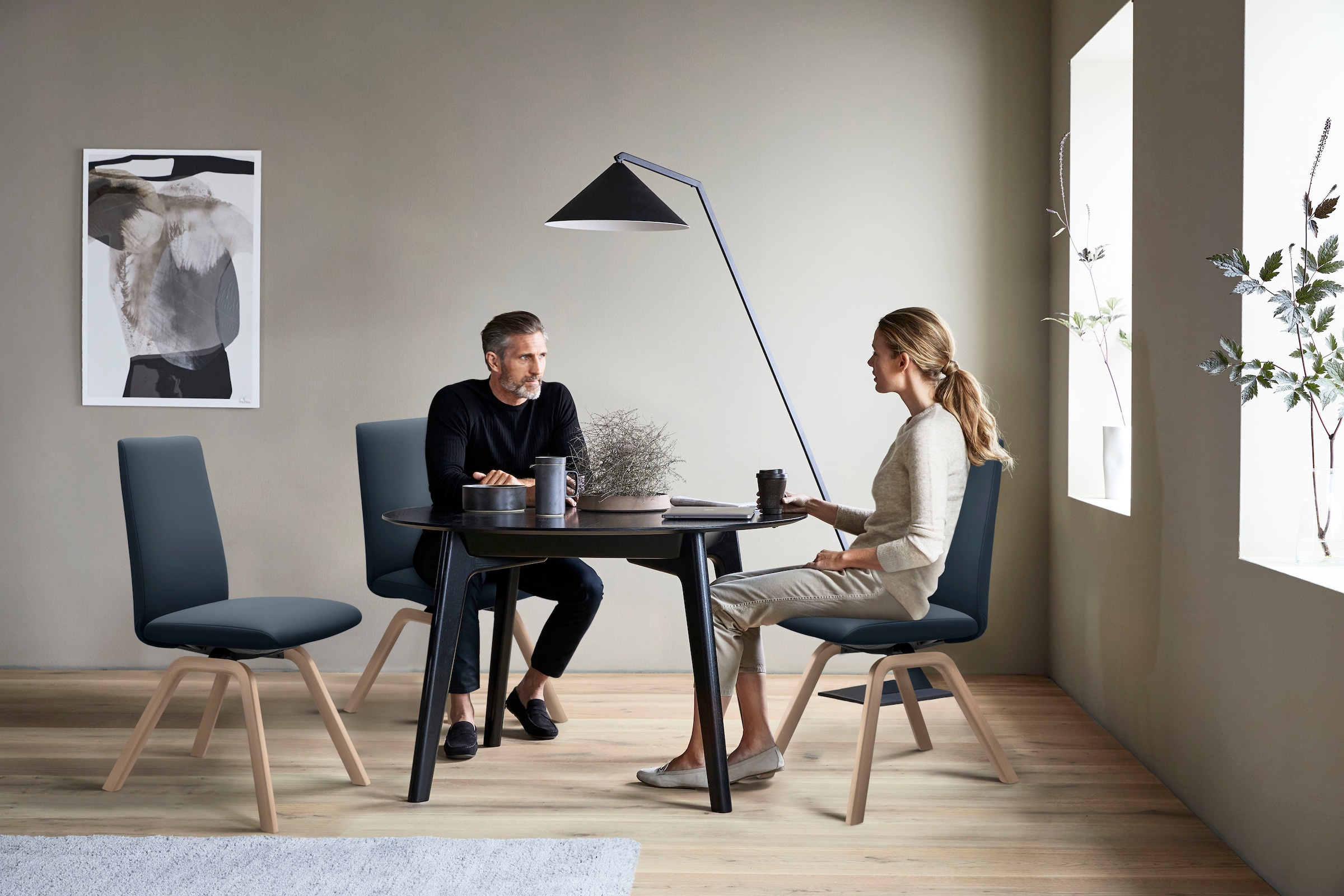 Stressless® Polsterstuhl »Laurel«, Leder PALOMA, Low Back, Größe L, mit schräggestellten Beinen in Schwarz