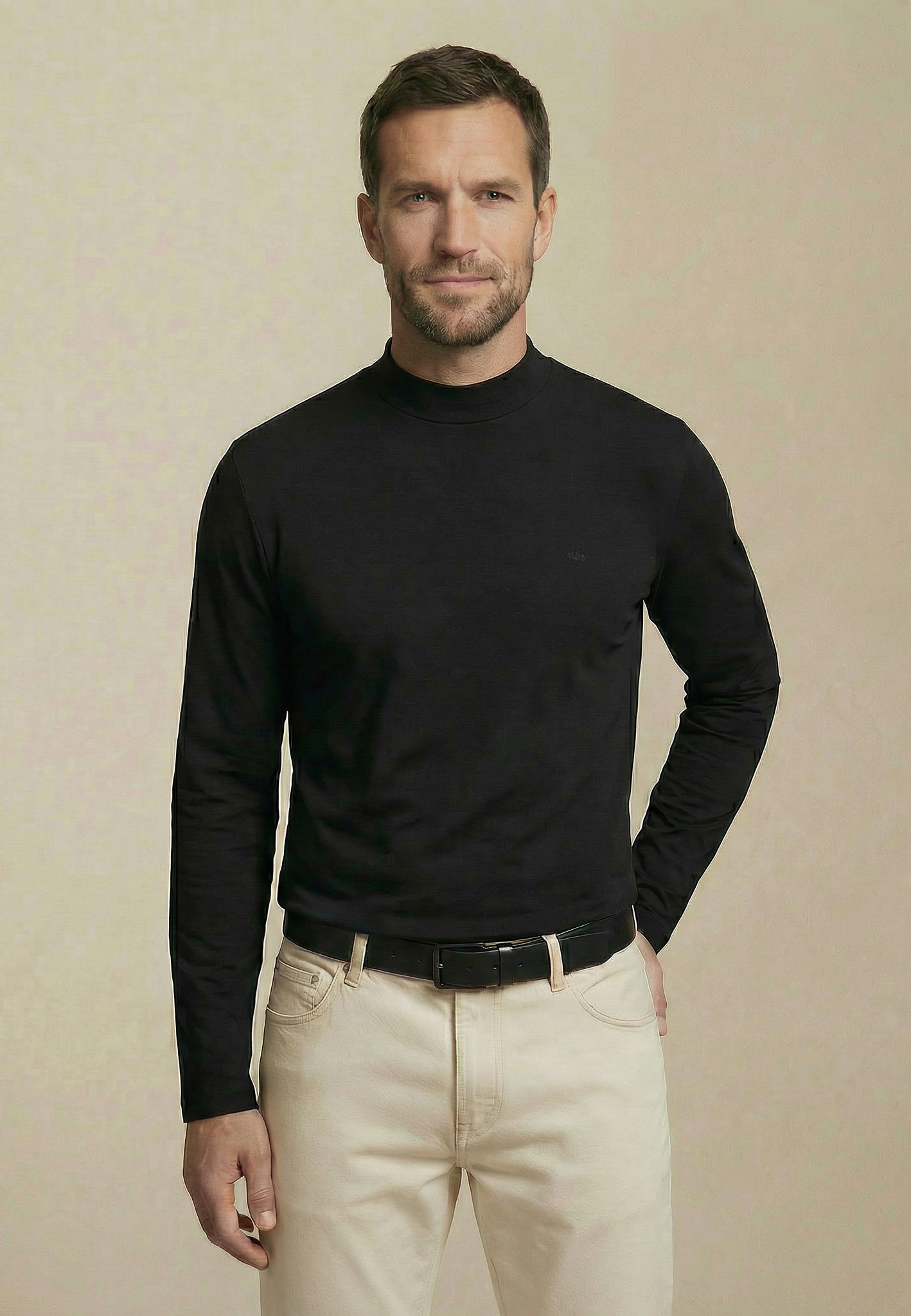 FYNCH-HATTON Langarmshirt gerade Passform, aus Baumwolle, unifarben, mit Logo-Stickerei