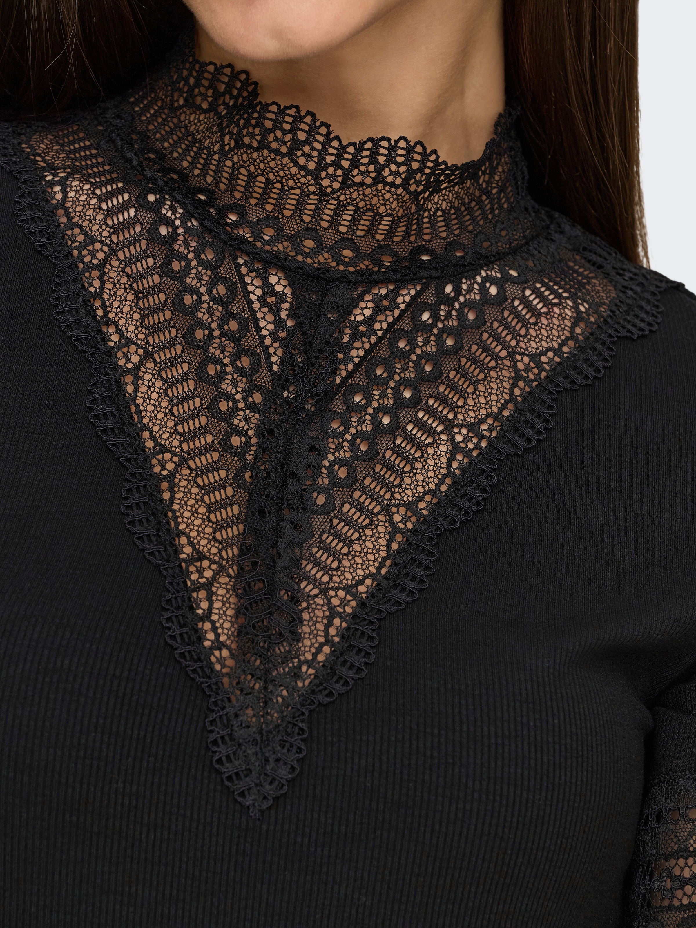 ONLY Spitzenshirt »ONLTILDE HIGHNECK S/S TOP JRS NOOS«