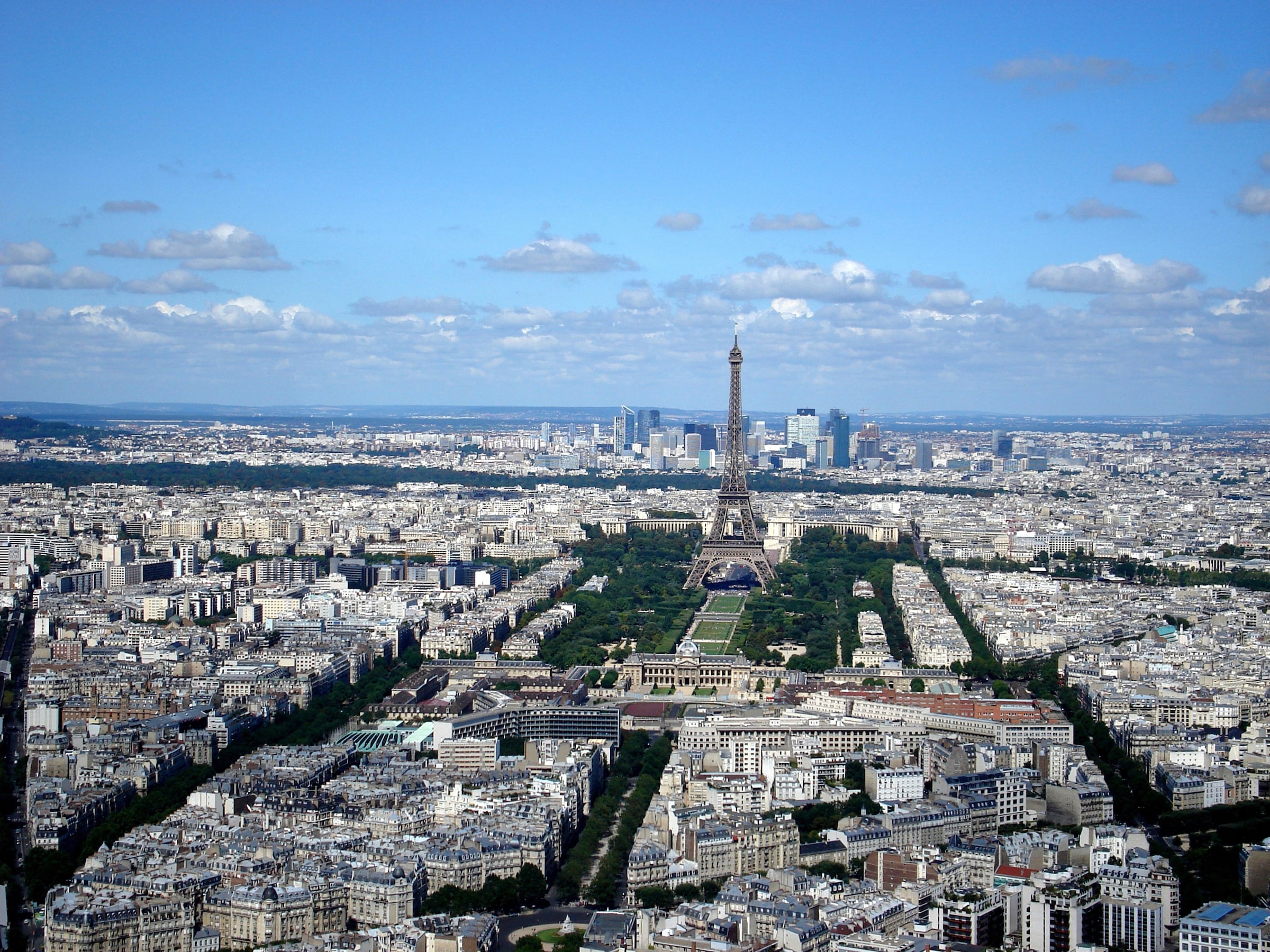 Papermoon Fototapete »PARIS-FRANKREICH STADT SKYLINE TOUR EIFFEL KUNST MODE günstig online kaufen