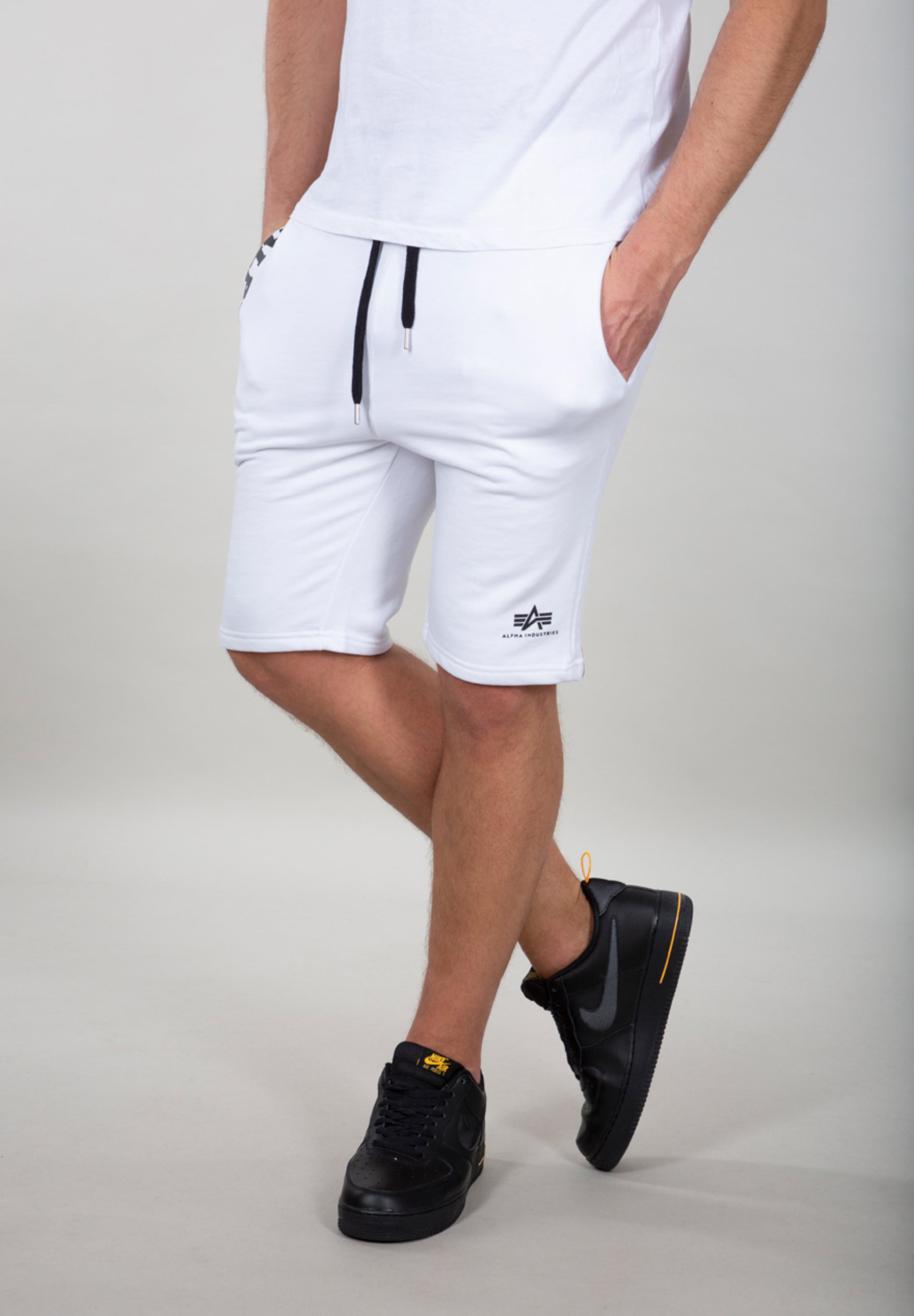 3. Bild von Alpha Industries Sweatshorts »Alpha Industries Men - Shorts Big Letters Short«
