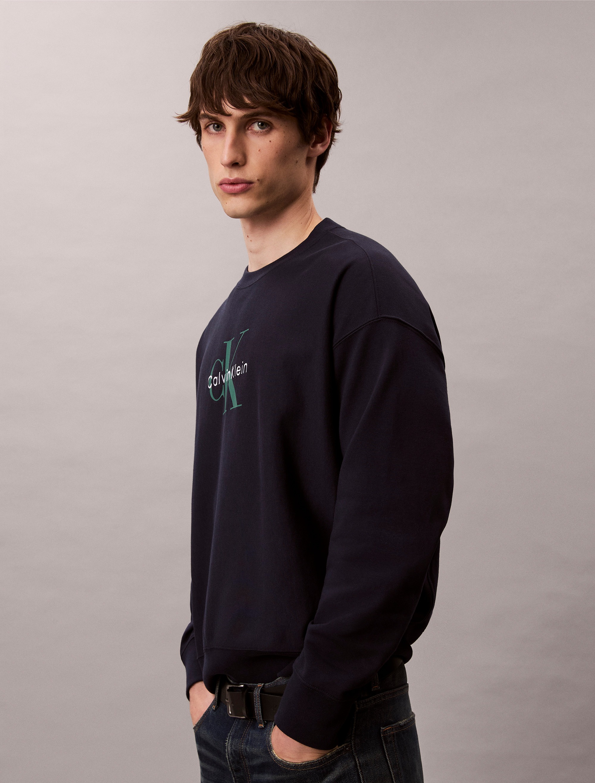 Calvin Klein Jeans Sweatshirt »LS EU 350TERRY MONOLOGO CN SWTSH«, Rundhalsausschnitt, regular fit