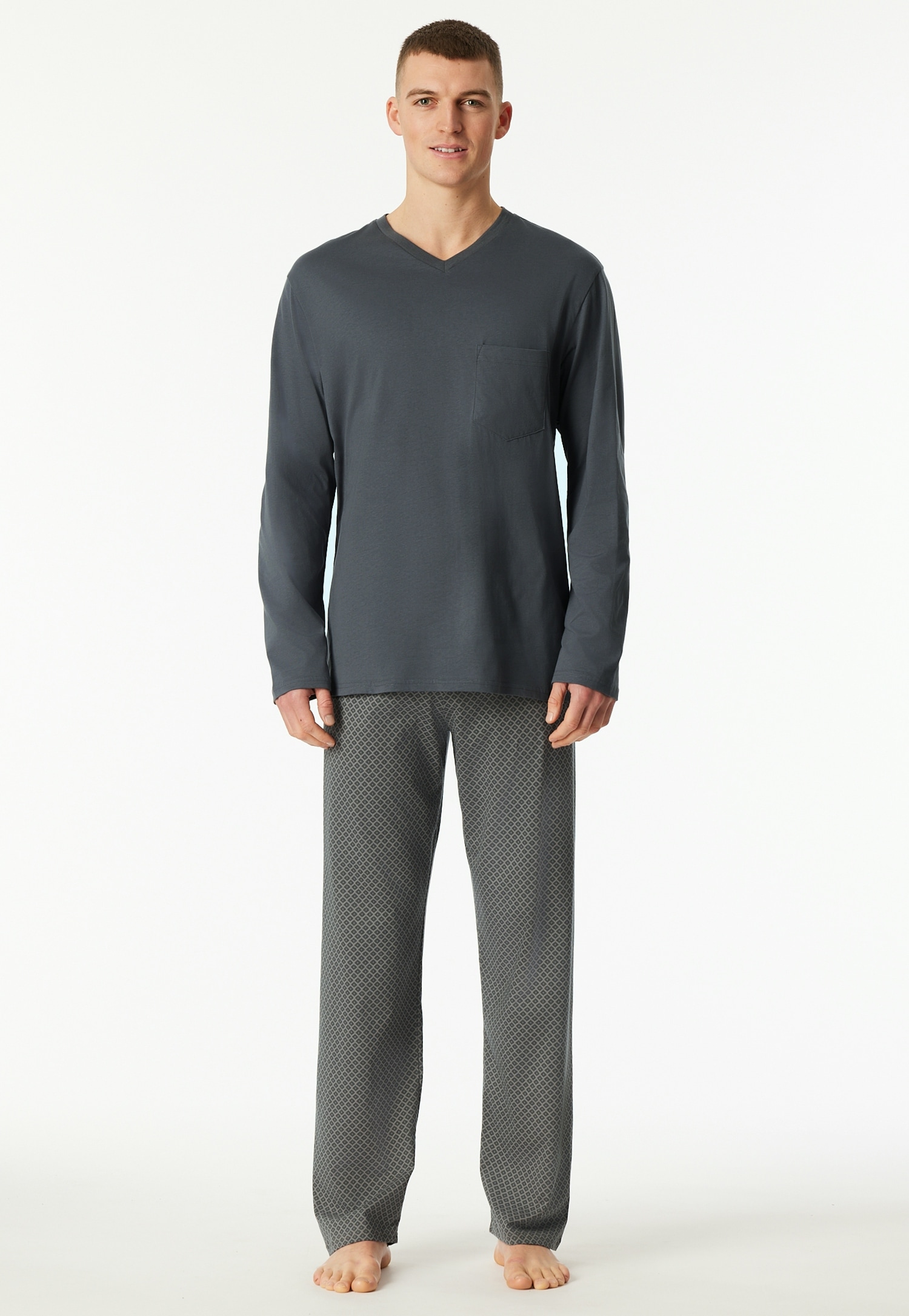 Schiesser Schlafanzug »Comfort Essentials« 2 tlg. mit V-Ausschnitt und aufgesetzter Brusttasche
