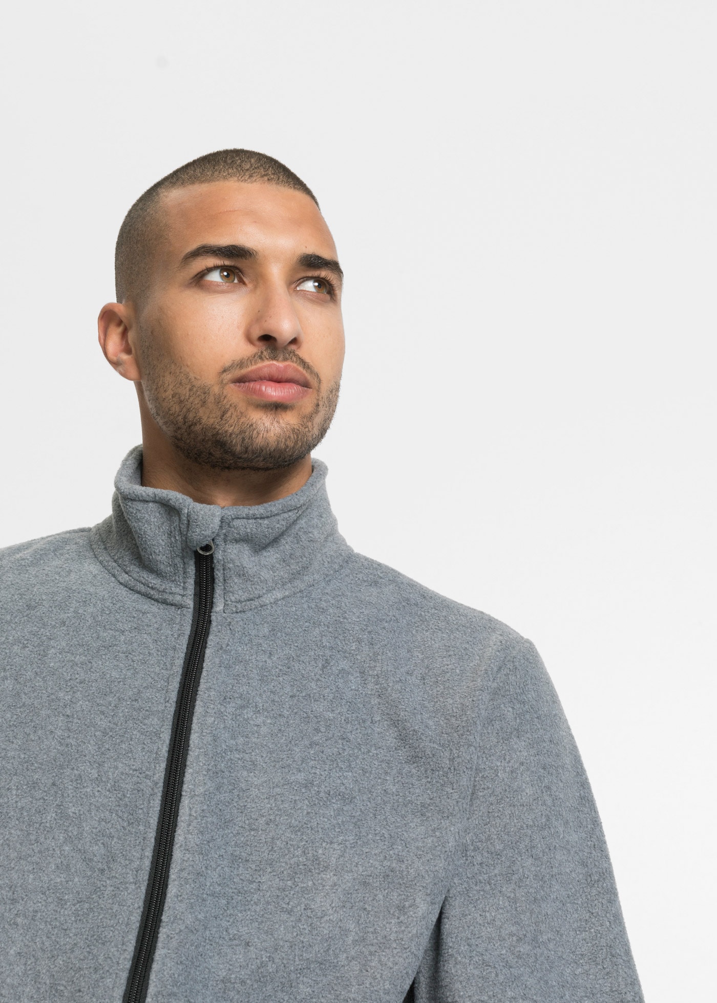 bonprix Fleecejacke Packung, 2 Stk. tlg. ohne Kapuze unifarbenes Design mit farbigen Details, mit Eingriffstaschen