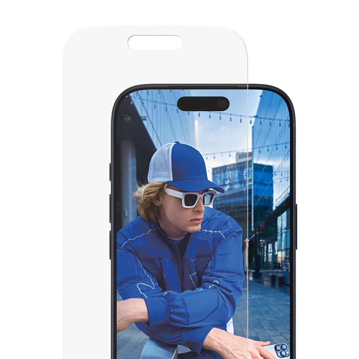 CARE by PanzerGlass Displayschutzglas »Classic Fit Screen Protector«, für Apple iPhone 17 Pro, Displayschutzfolie, Schutzfolie, Bildschirmschutz, kratz- & stoßfest