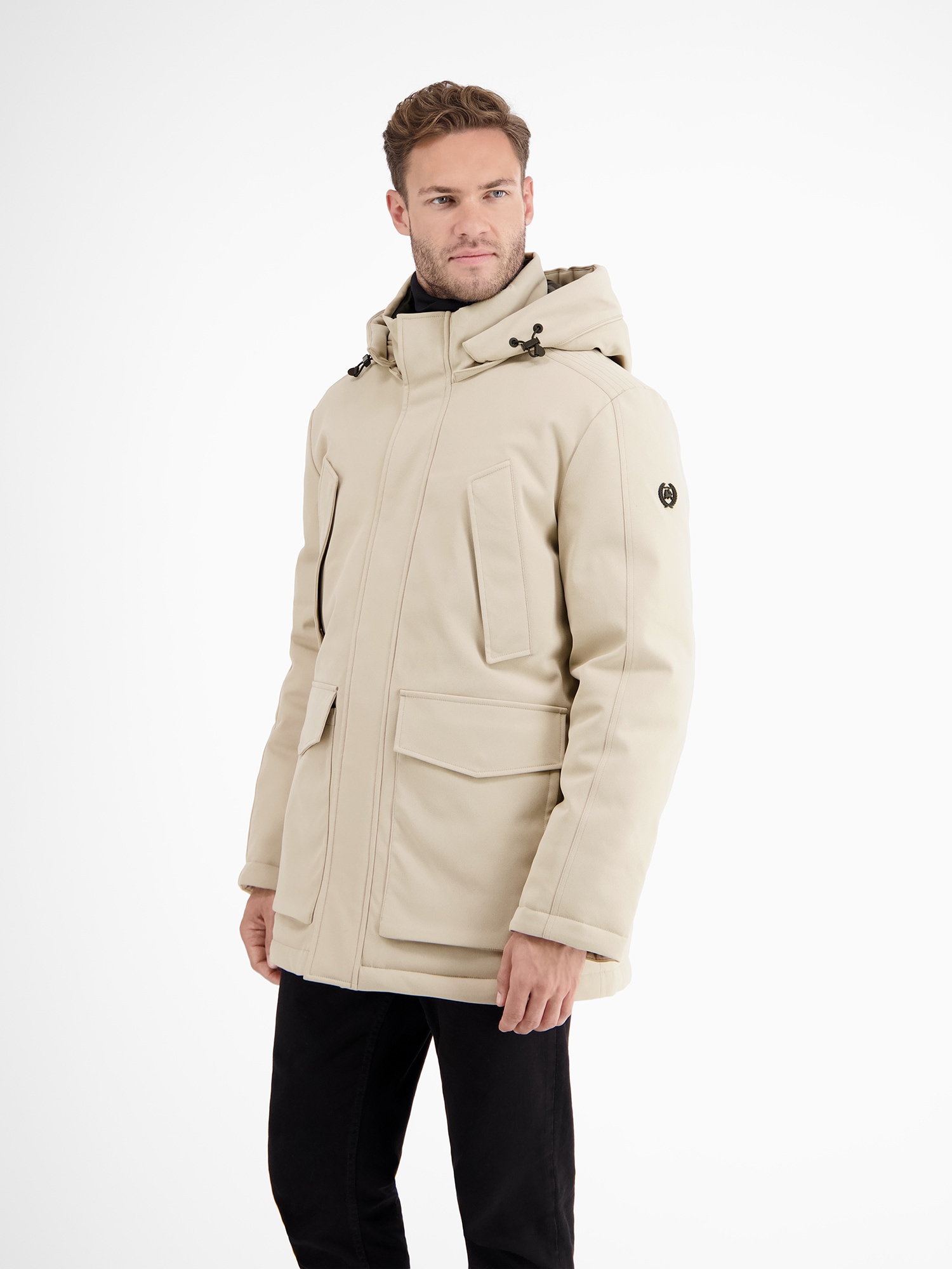 LERROS Parka »LERROS Gefütterter Winter-Parka mit Funktionen«, mit Kapuze, Wasser- und windabweisend, atmungsaktiv
