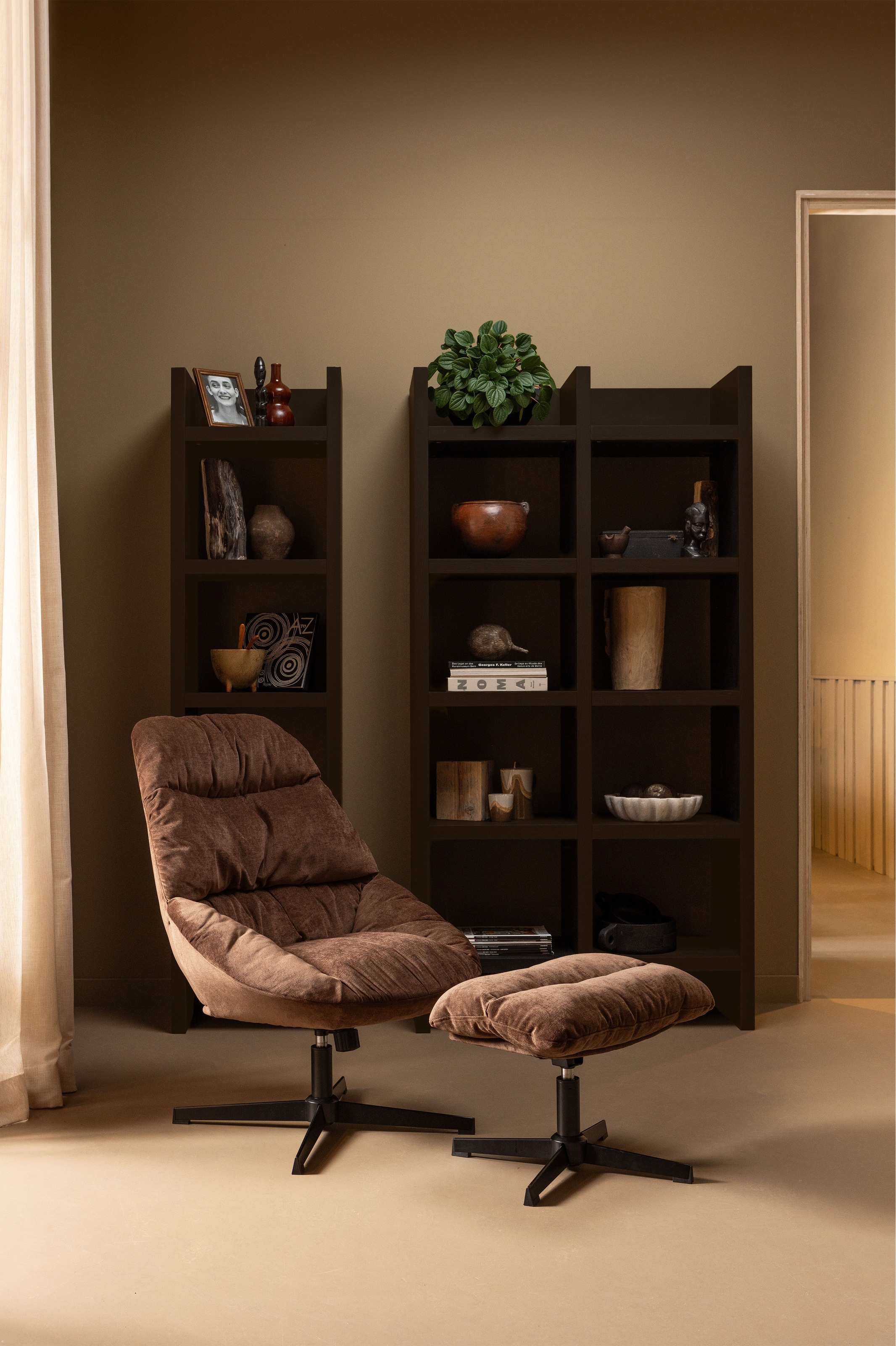 WOOOD Drehsessel »Yaro«, mit Hocker, Breite 71 cm