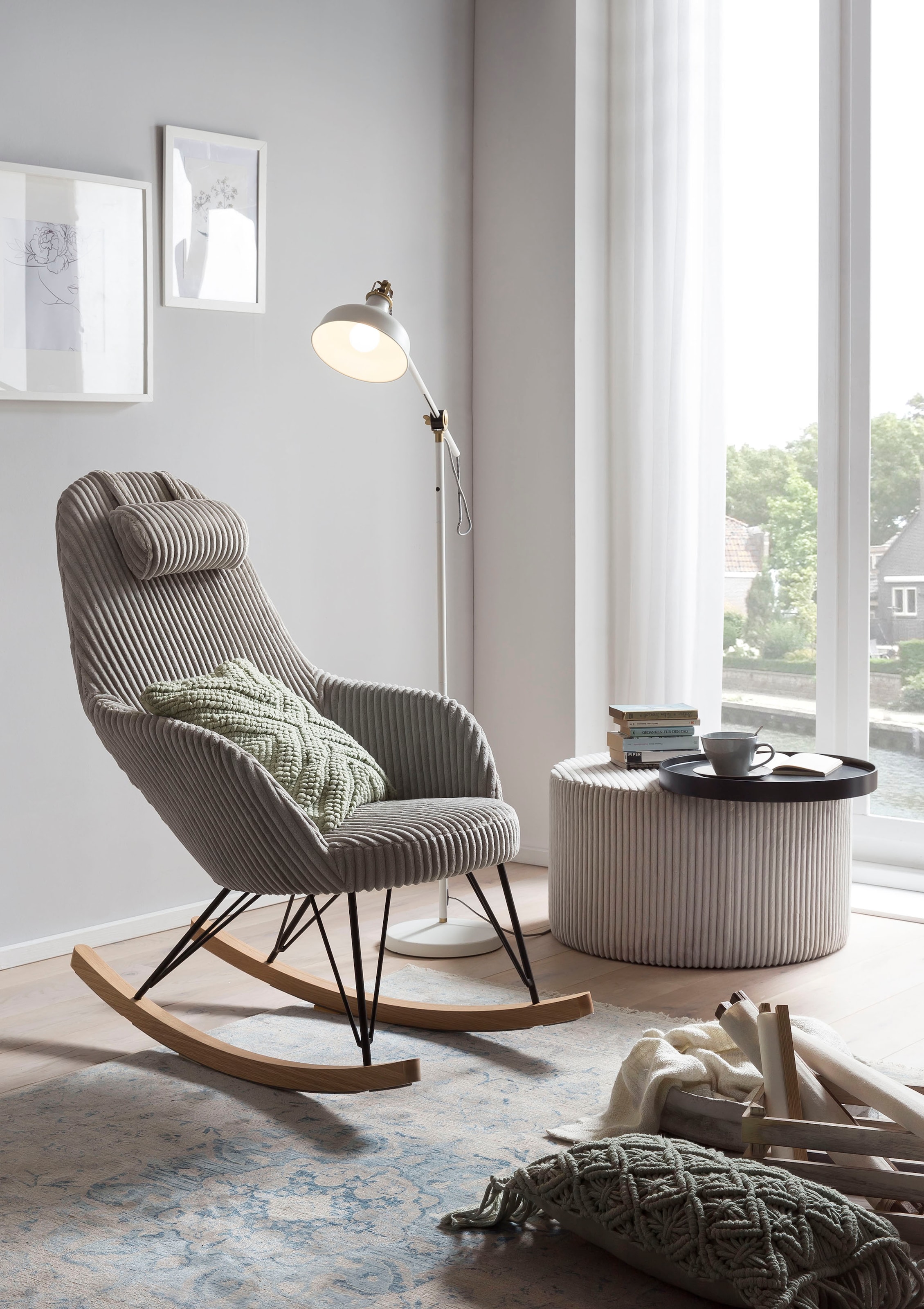 SalesFever Schaukelstuhl »Entspannung pur« () Bezug in moderner Cord-Optik günstig online kaufen