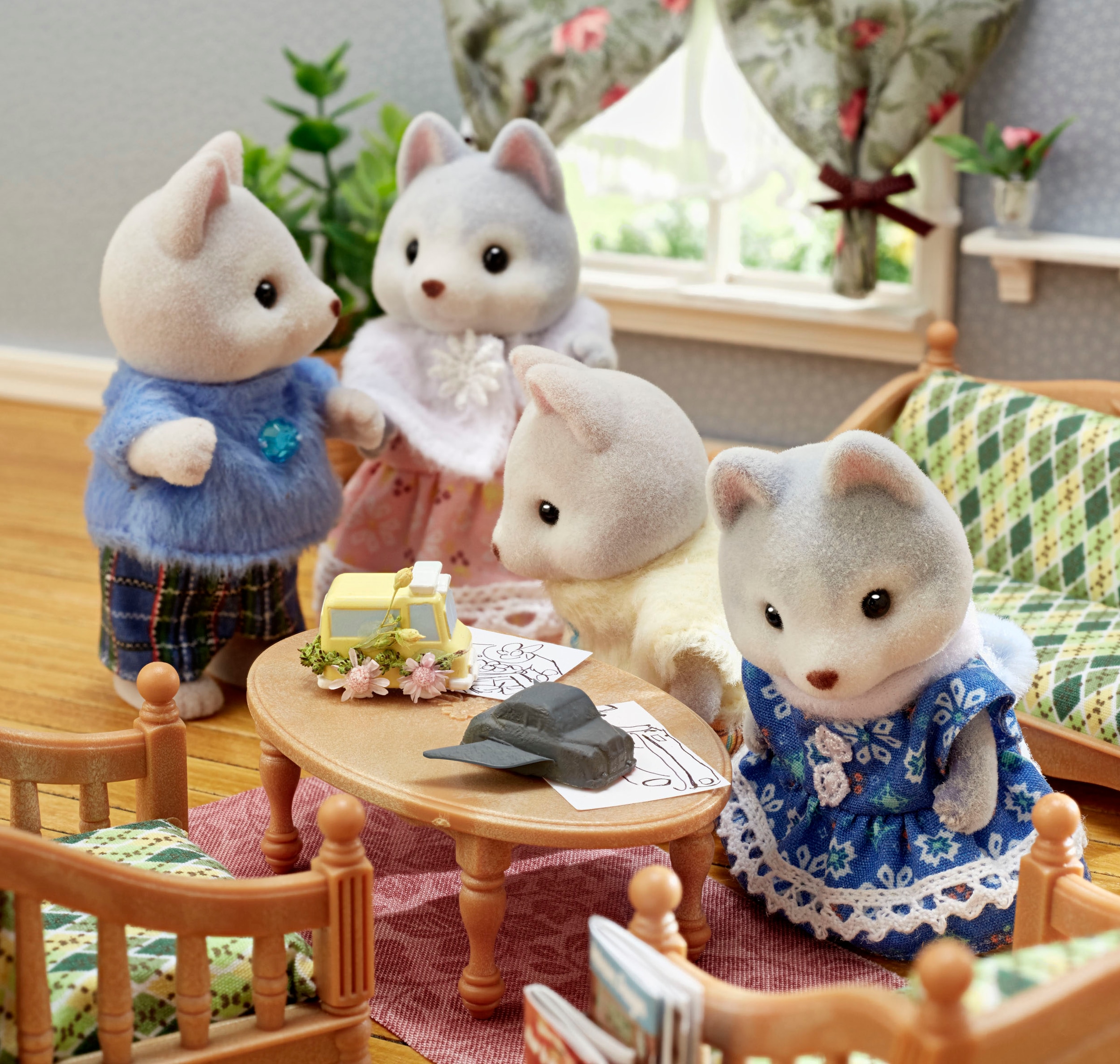 Sylvanian Families Spielfigur »Spielset Husky Familie (5636)«