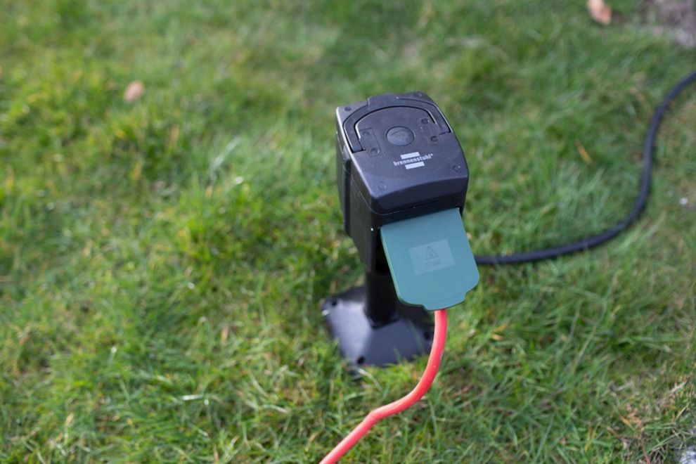 Brennenstuhl Gartensteckdose »Connect Wifi«, smarte Gartensteckdose mit Sprachsteuerung, Kabellänge 10m