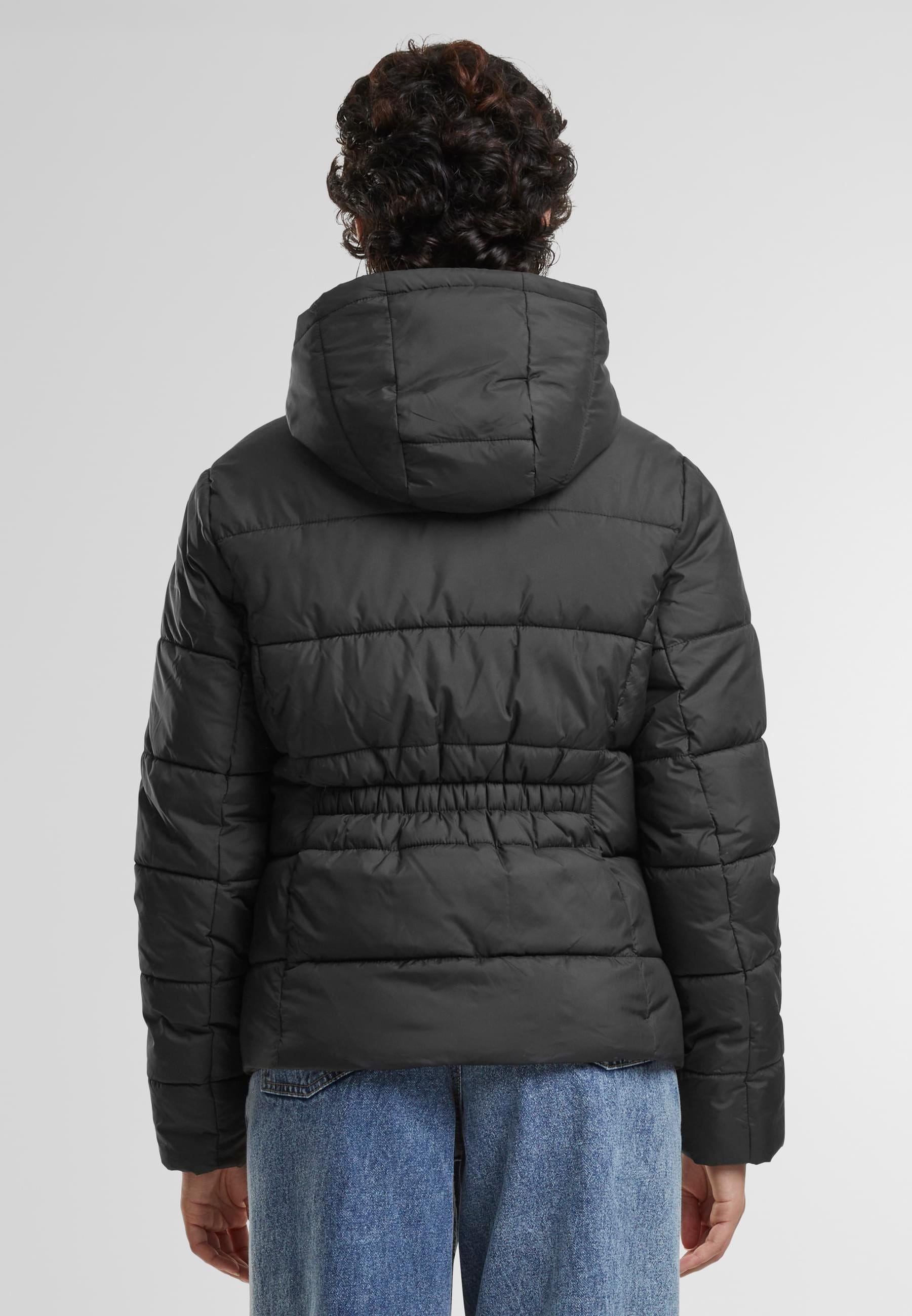 URBAN CLASSICS Winterjacke »Urban Classics Ladies Short Puffer Jacket With Hood« 1 Stk. tlg. mit Kapuze