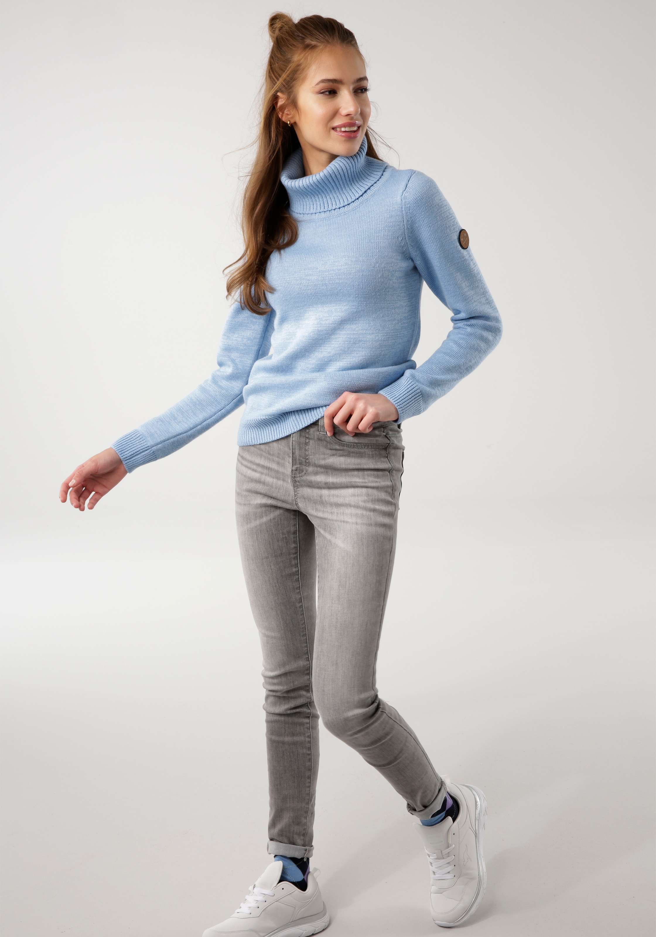 KangaROOS Rollkragenpullover, in klassischer Form