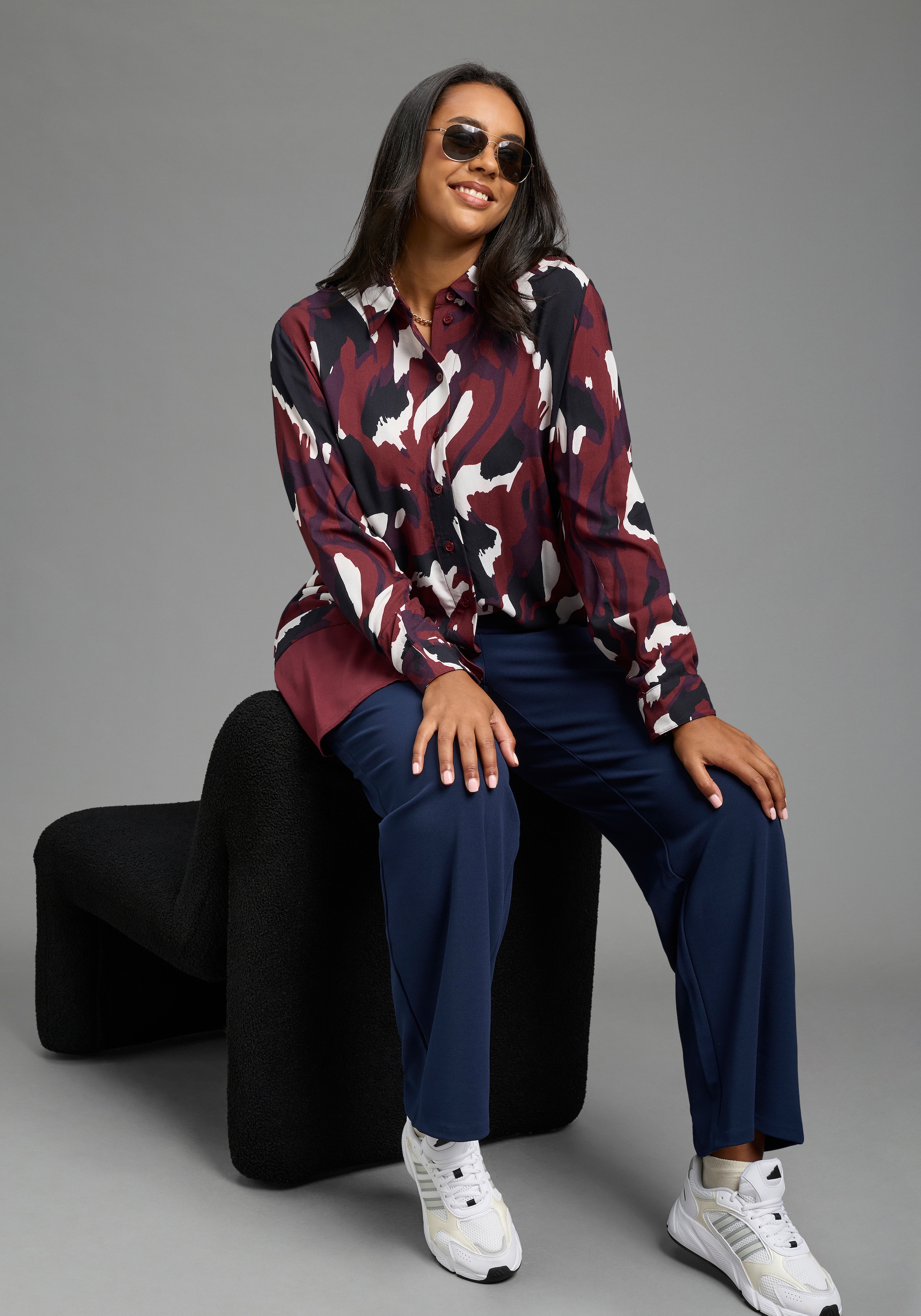 Laura Scott CURVE Longbluse »Große Größen« Langarm, aus Viskose, figurumspielende Passform