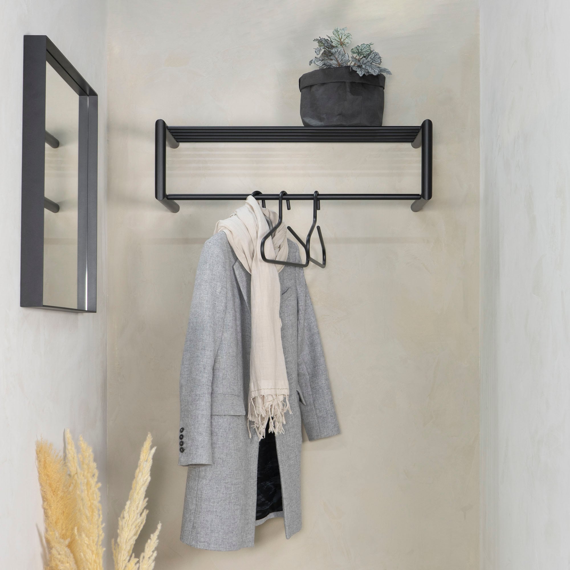 SPINDER DESIGN Garderobenleiste »SMOOTH« Schlichter Wandgarderobenständer aus Stahl Schwarz