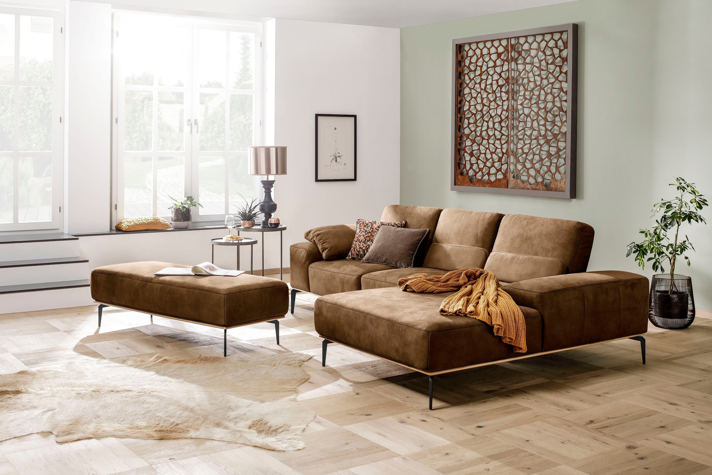 W.SCHILLIG Ecksofa »run, Designsofa mit tollem Sitzkomfort, bequem, L-Form« mit Holzsockel, Füße in Schwarz pulverbeschichtet, Breite 279 cm