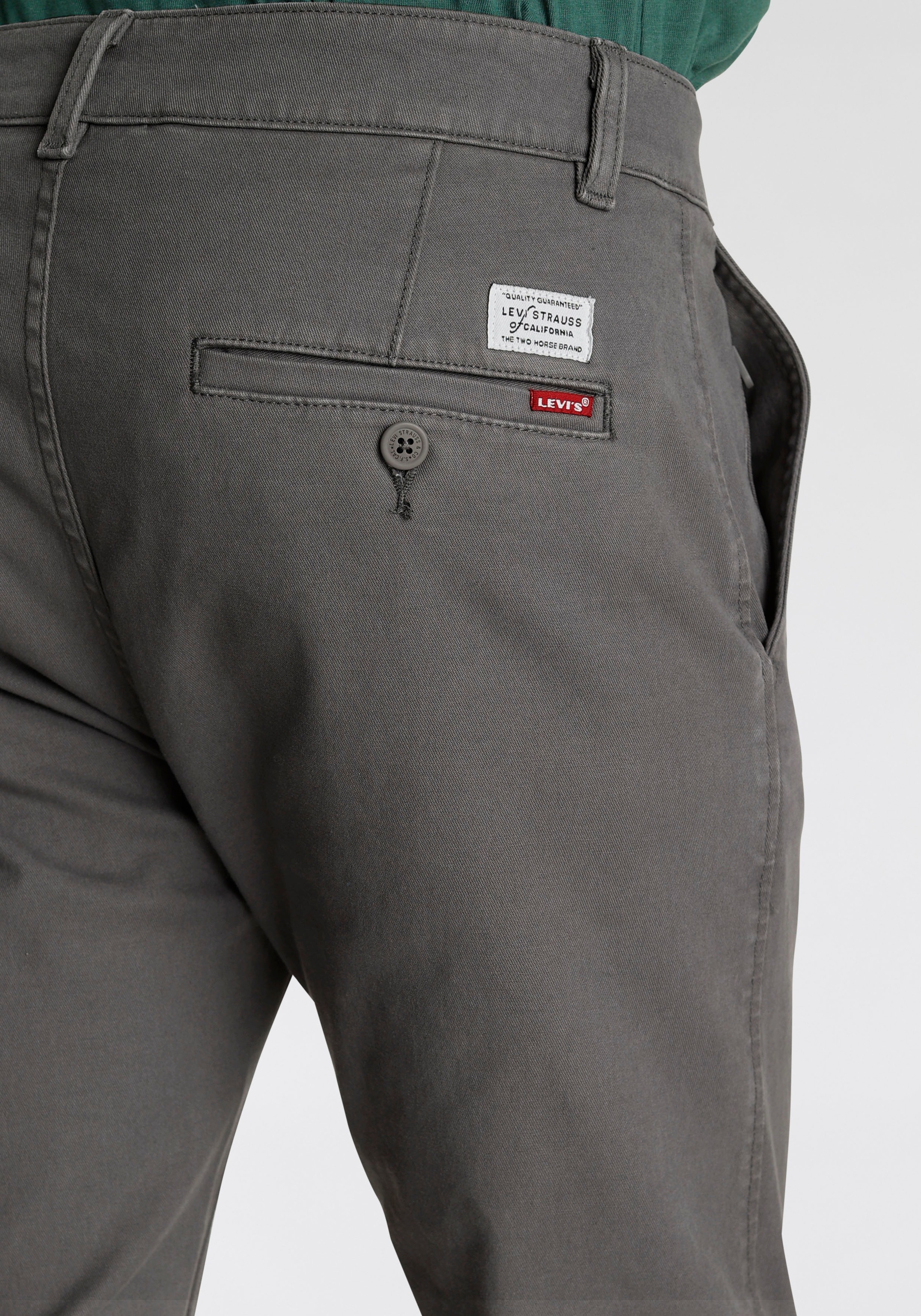 Levi's® Chinohose »LE XX CHINO SLIM TAPER«, mit Markenlogo
