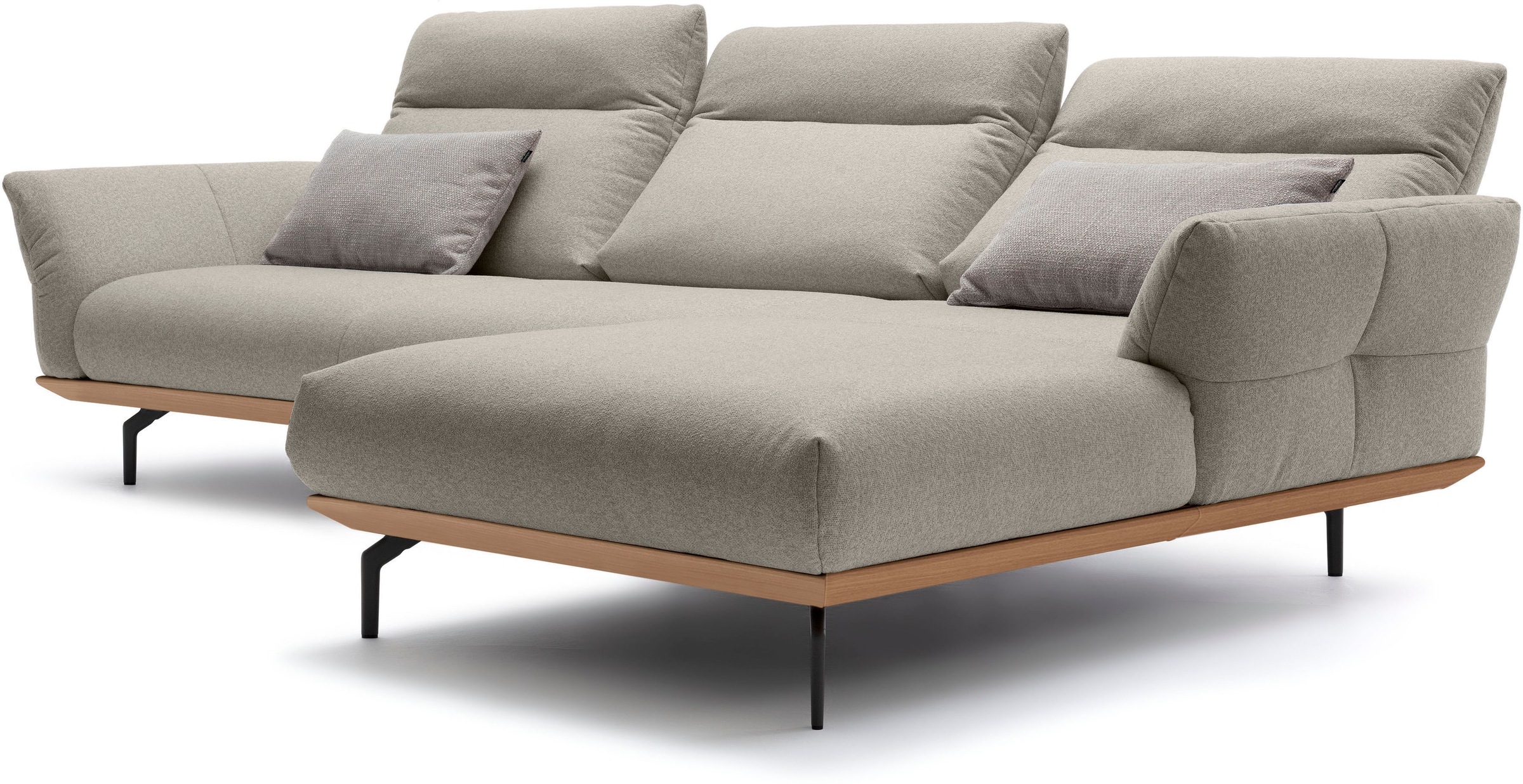 Creation BY ROLF BENZ Ecksofa »CR.460«, Sockel in Eiche, Winkelfüße in Umbragrau, Breite 318 cm