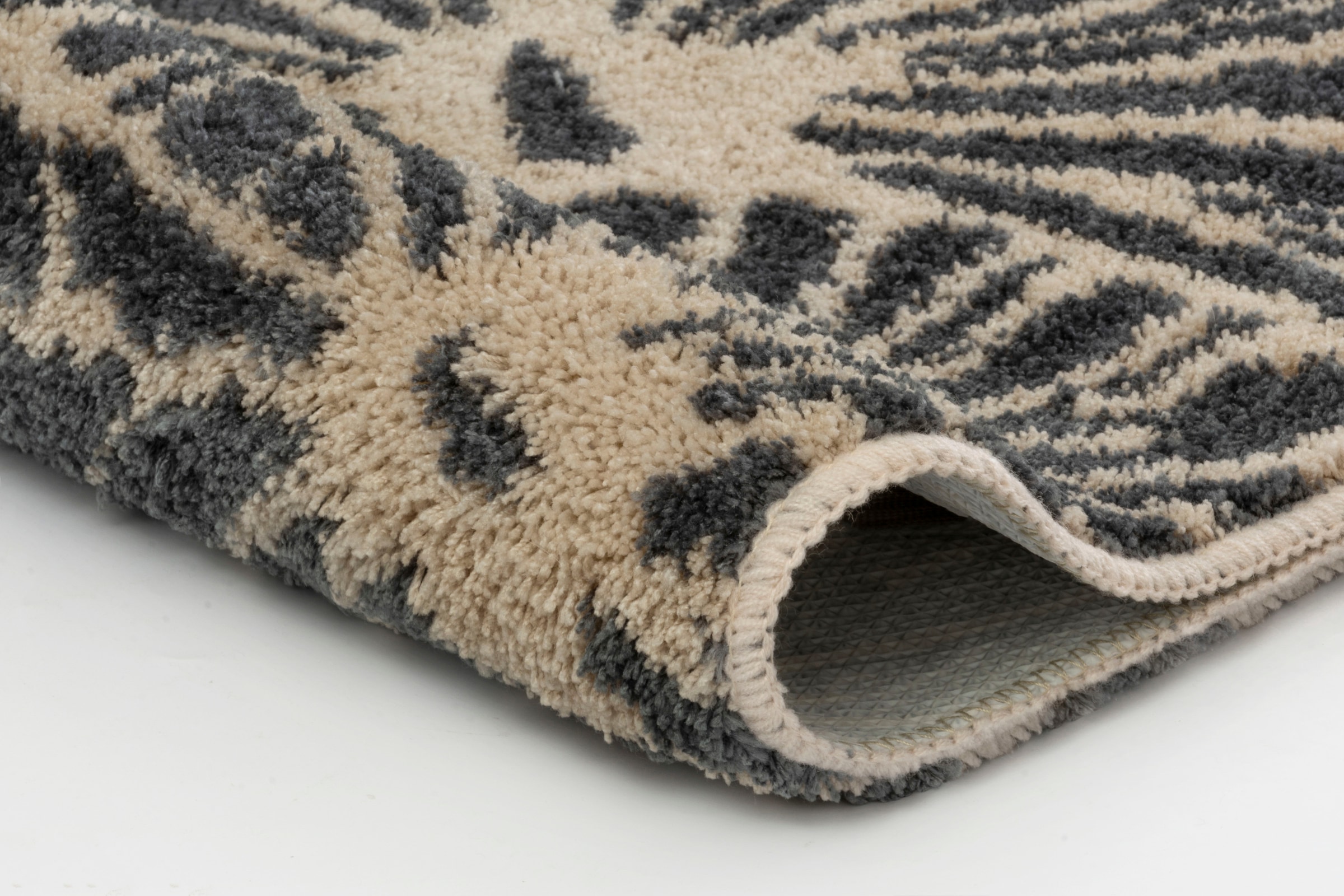 Kleine Wolke Badematte »Lotus«, rutschhemmend beschichtet, fußbodenheizungsgeeignet, Badteppich, modernes Design, waschbar