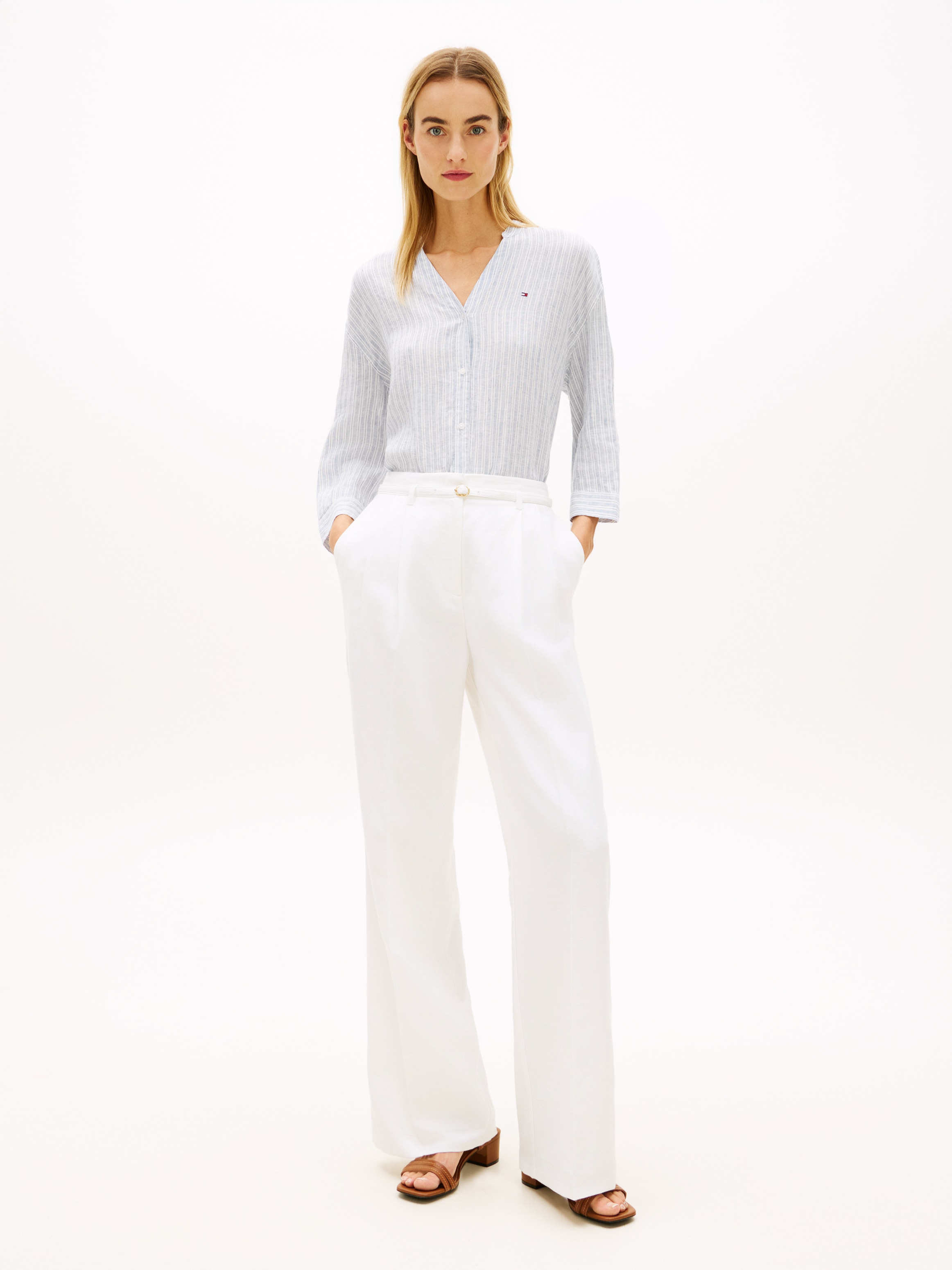 Tommy Hilfiger Shirtbluse »ESS LINEN COLLARLESS SHIRT« mit Logo-Stickerei
