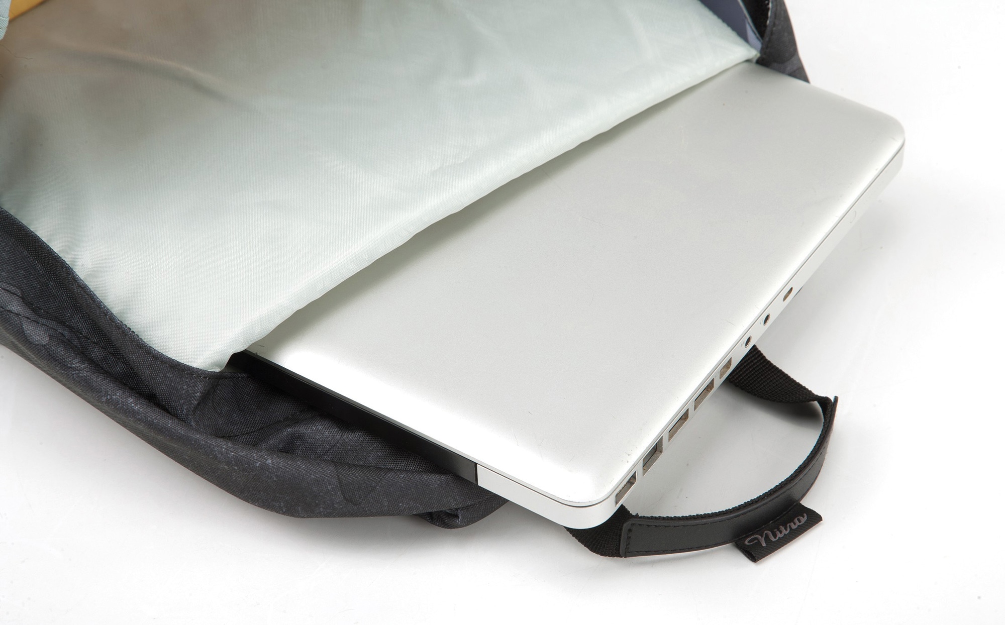 NITRO Freizeitrucksack »Urban Classic«, Daypack mit Laptopfach, Alltagsrucksack, Schulrucksack