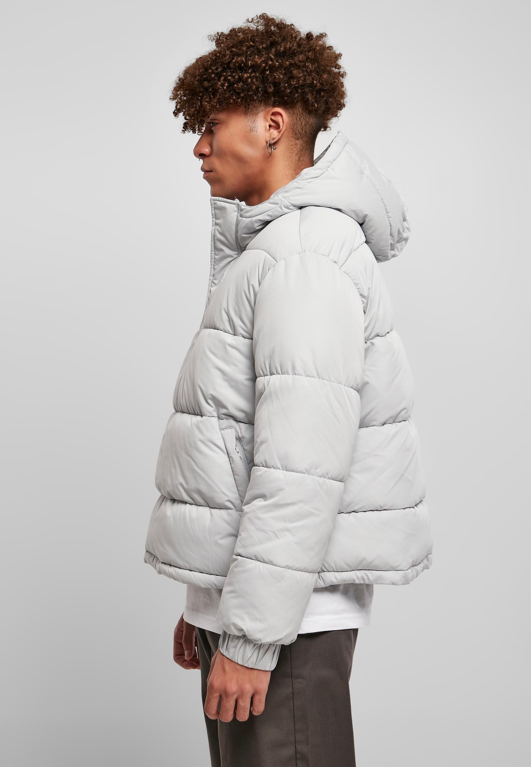 URBAN CLASSICS Winterjacke »Urban Classics Herren Hooded Cropped Pull Over Jacket« 1 Stk. tlg. mit Kapuze