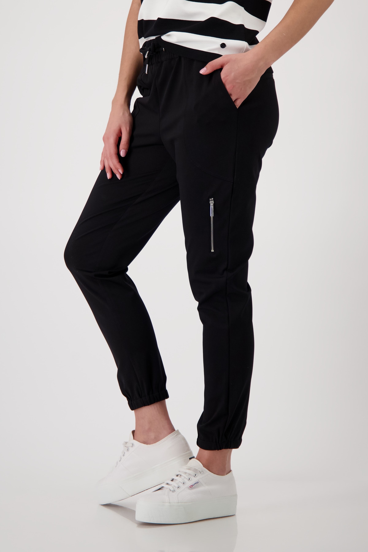 Monari Jogger Pants »Hose Jill Basic«  mit Reißverschlusstasche