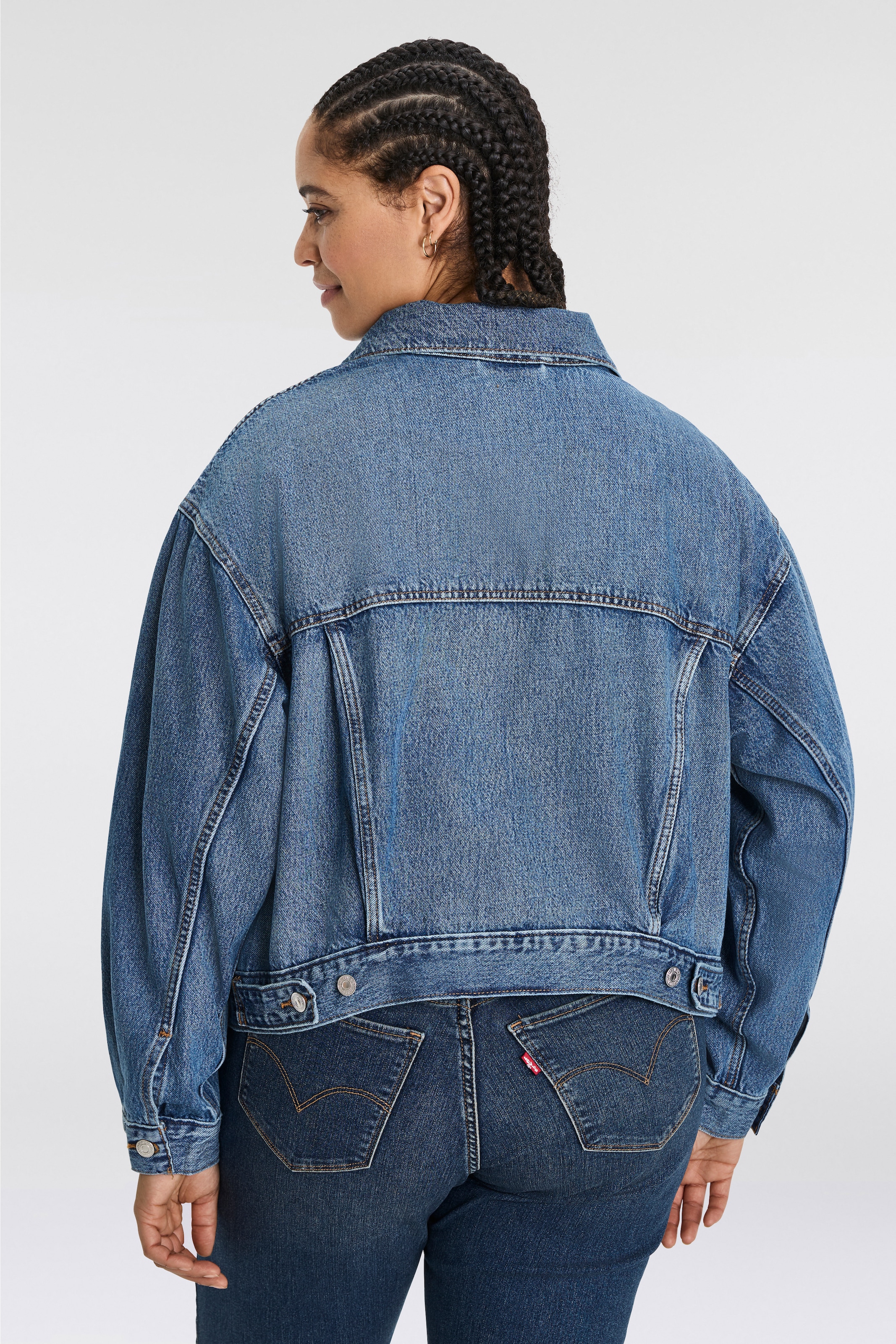 Levi's® Plus Jeansjacke »TRUCKER«, in leichter Used-Waschung