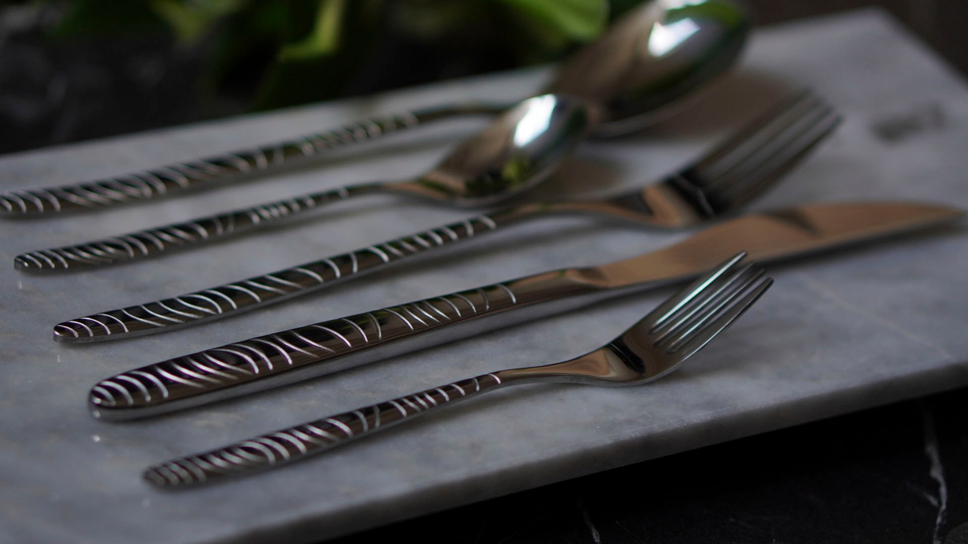 Mulex Besteck-Set »Long Beach« hochglanzpoliert mit Muster