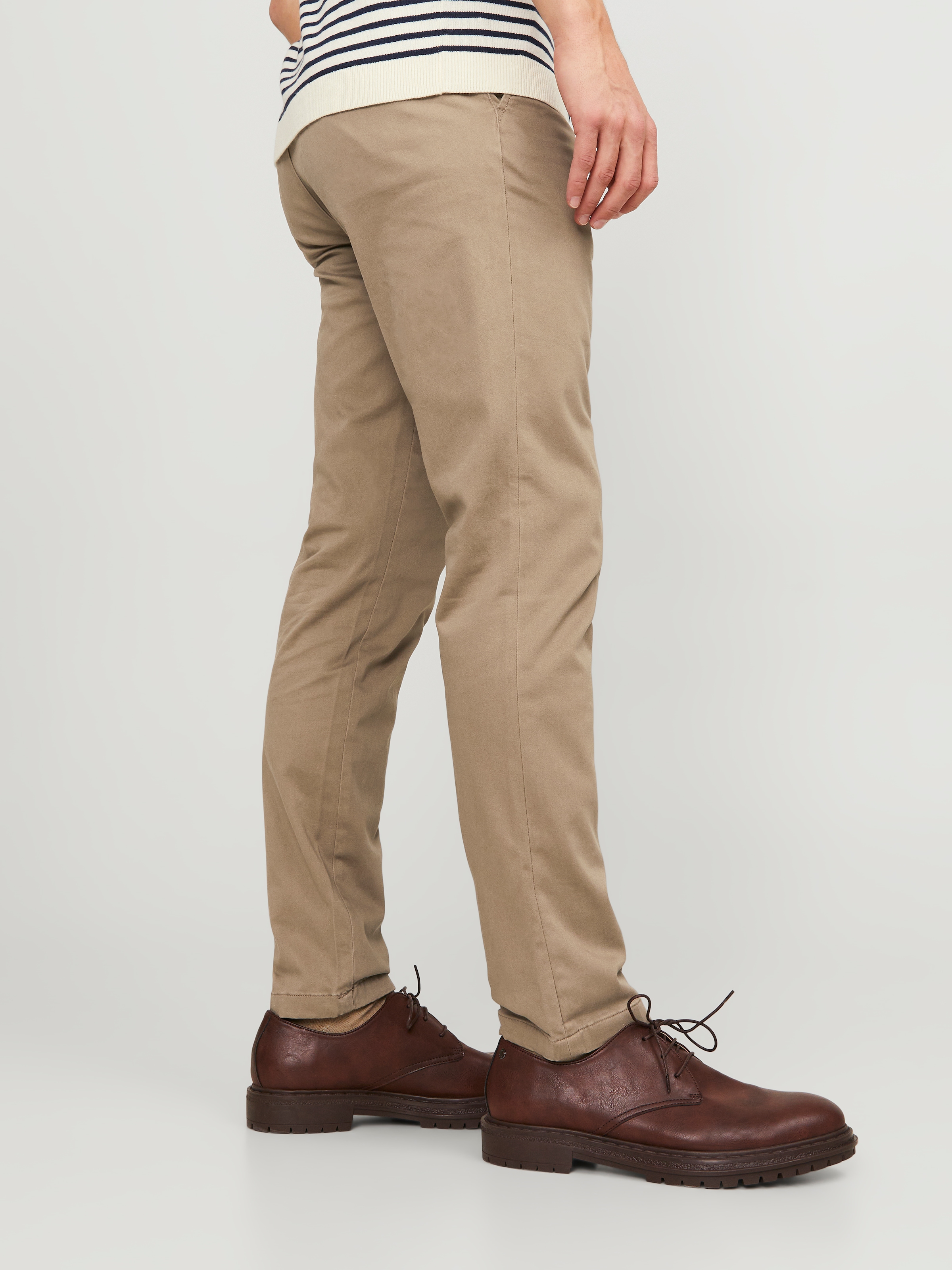 Jack & Jones Chinohose »JJIMARCO mit Badge und hohem Tragekomfort«  unifarben, modisch, slim fit, Baumwollmischung