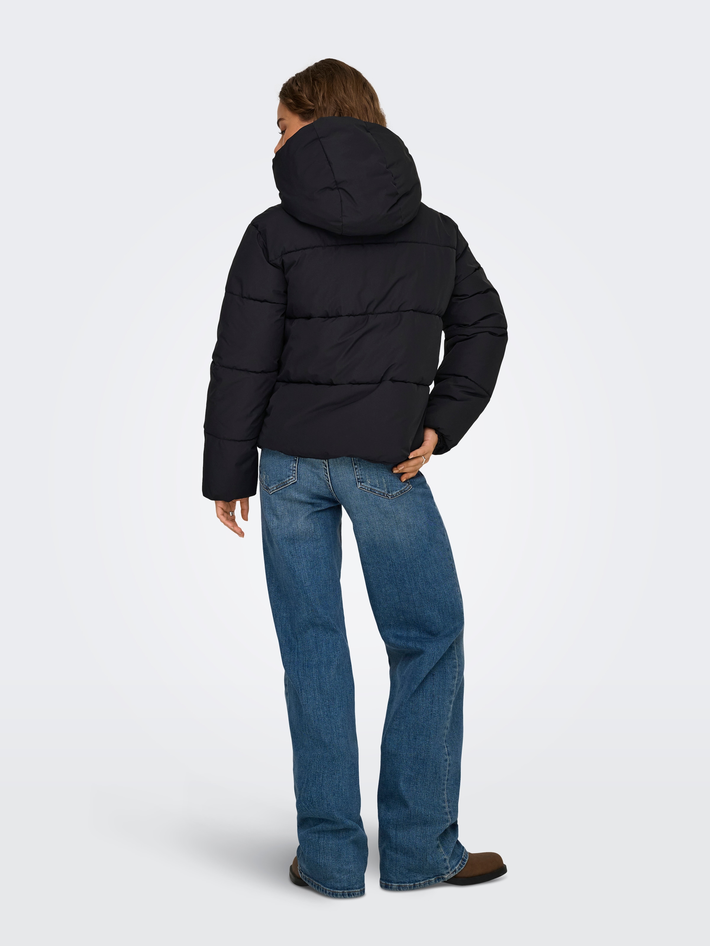 ONLY Steppjacke »ONLJUTA SHORT PUFFER OTW NOOS« mit Kapuze Kunstfaser
