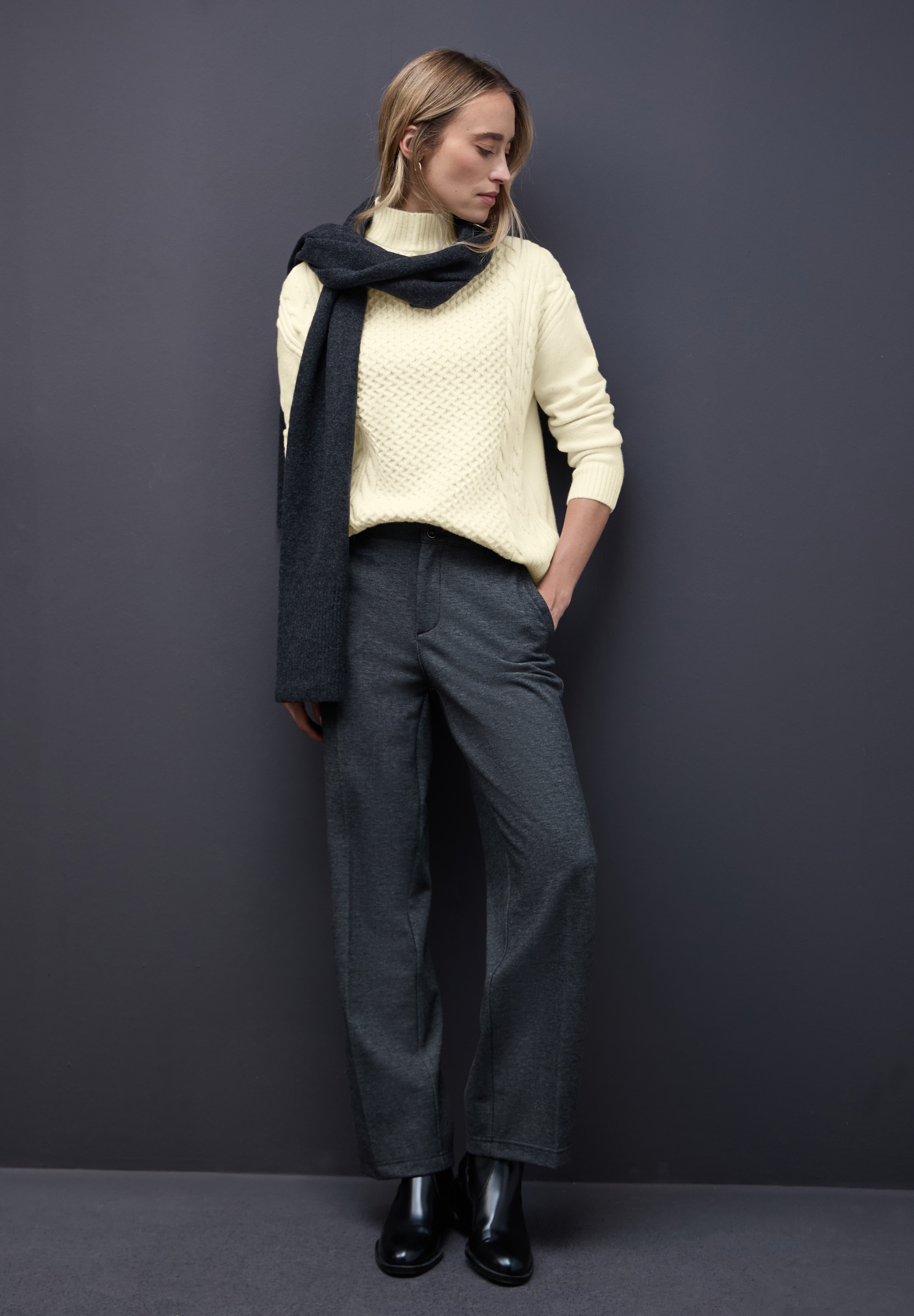 STREET ONE Stehkragenpullover mit Strickmuster