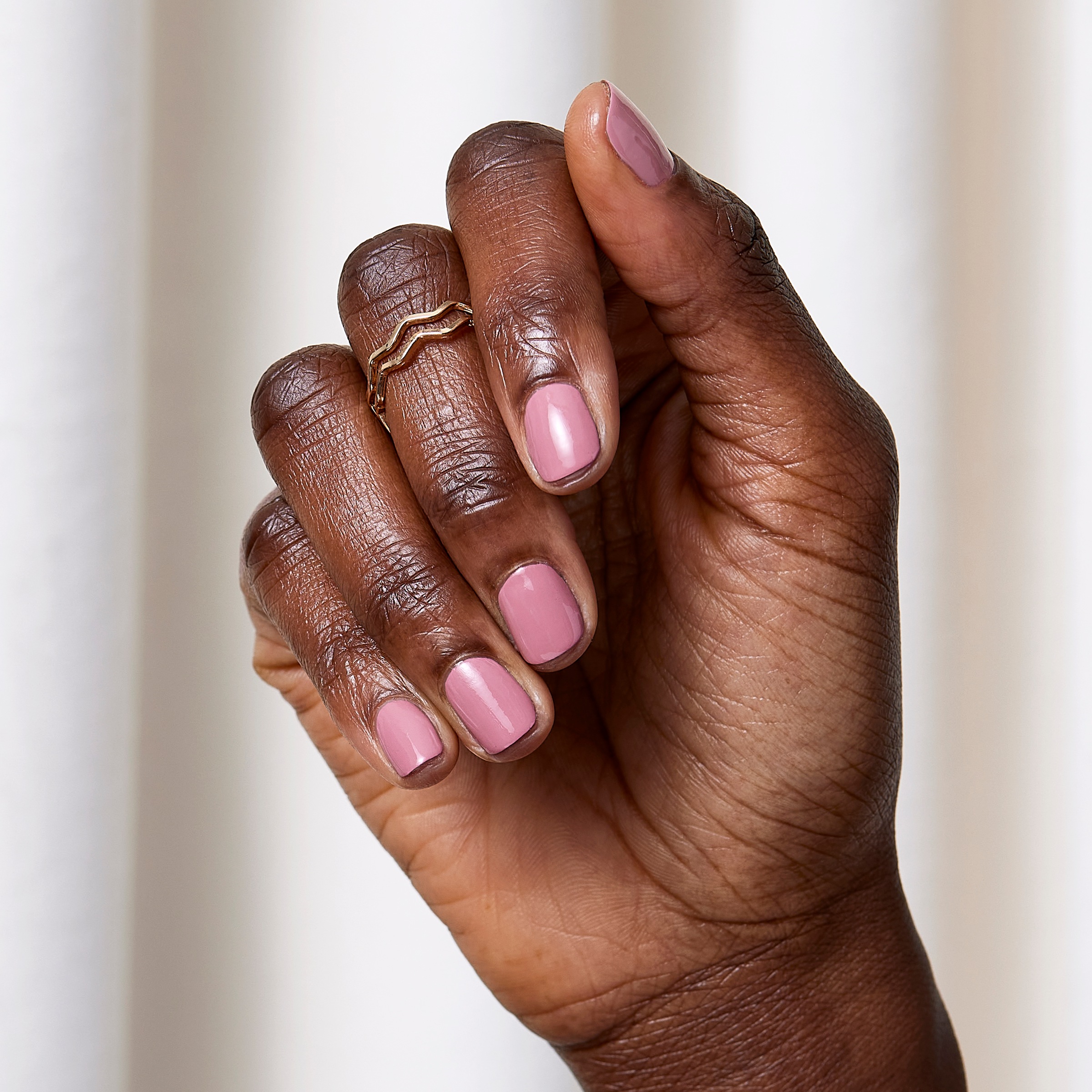 essie Nagellack »Essie Nagellack ready to retreat«, mit natürlichen Inhaltsstoffen