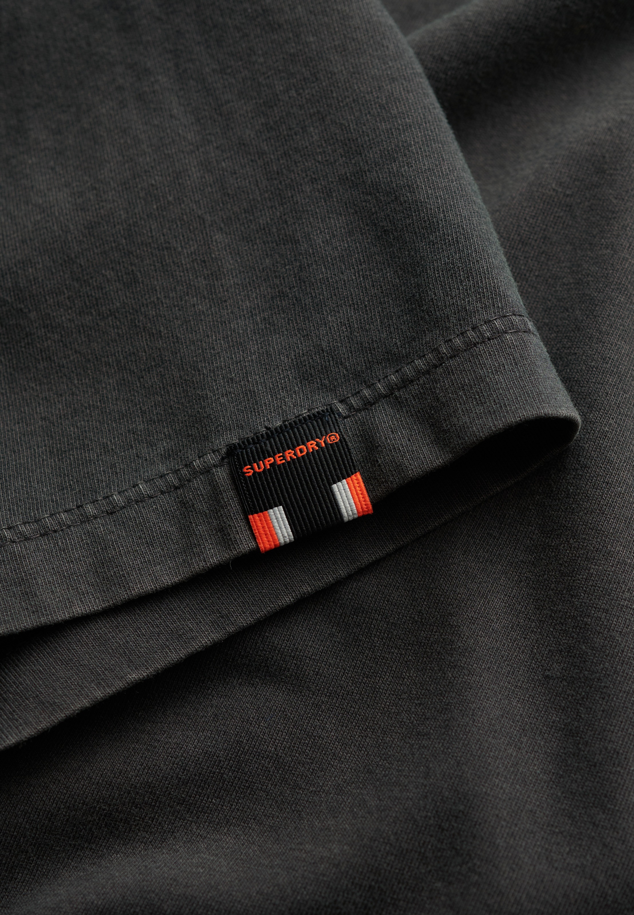 Superdry Rundhalsshirt »CLASSIC ESSENTIAL TEE«