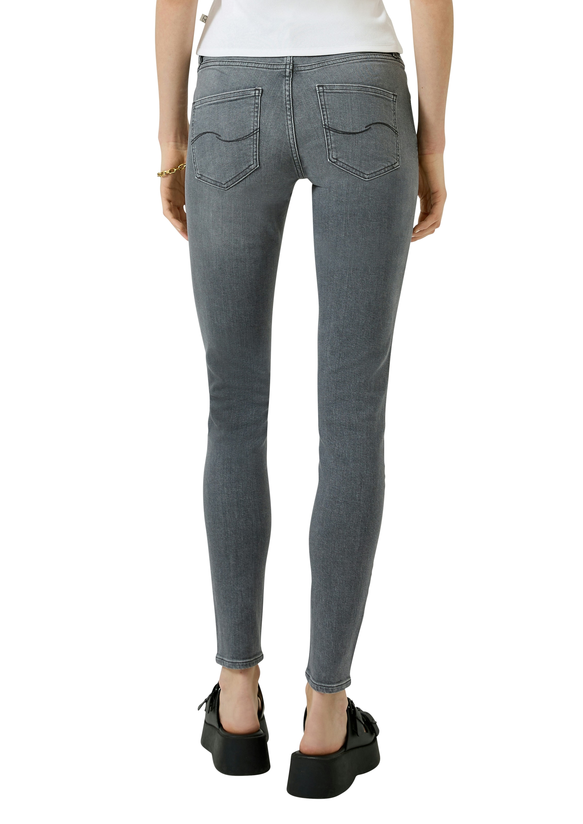 QS Slim-fit-Jeans mit Stretch