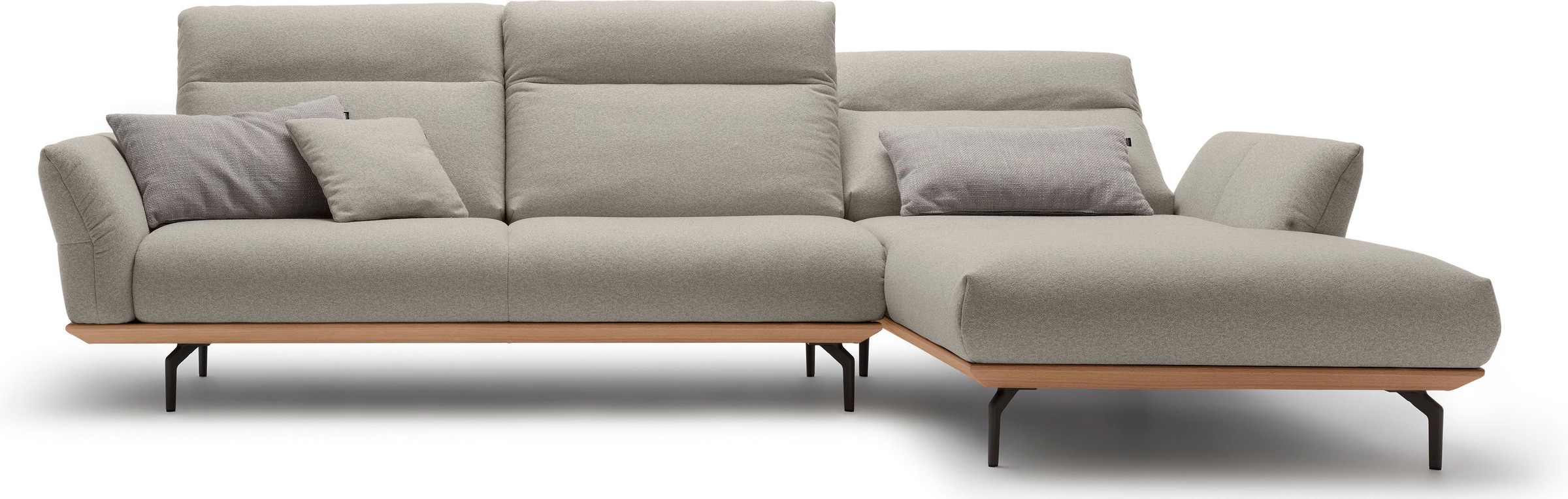 Creation BY ROLF BENZ Ecksofa »CR.460«, Sockel in Eiche, Winkelfüße in Umbragrau, Breite 318 cm