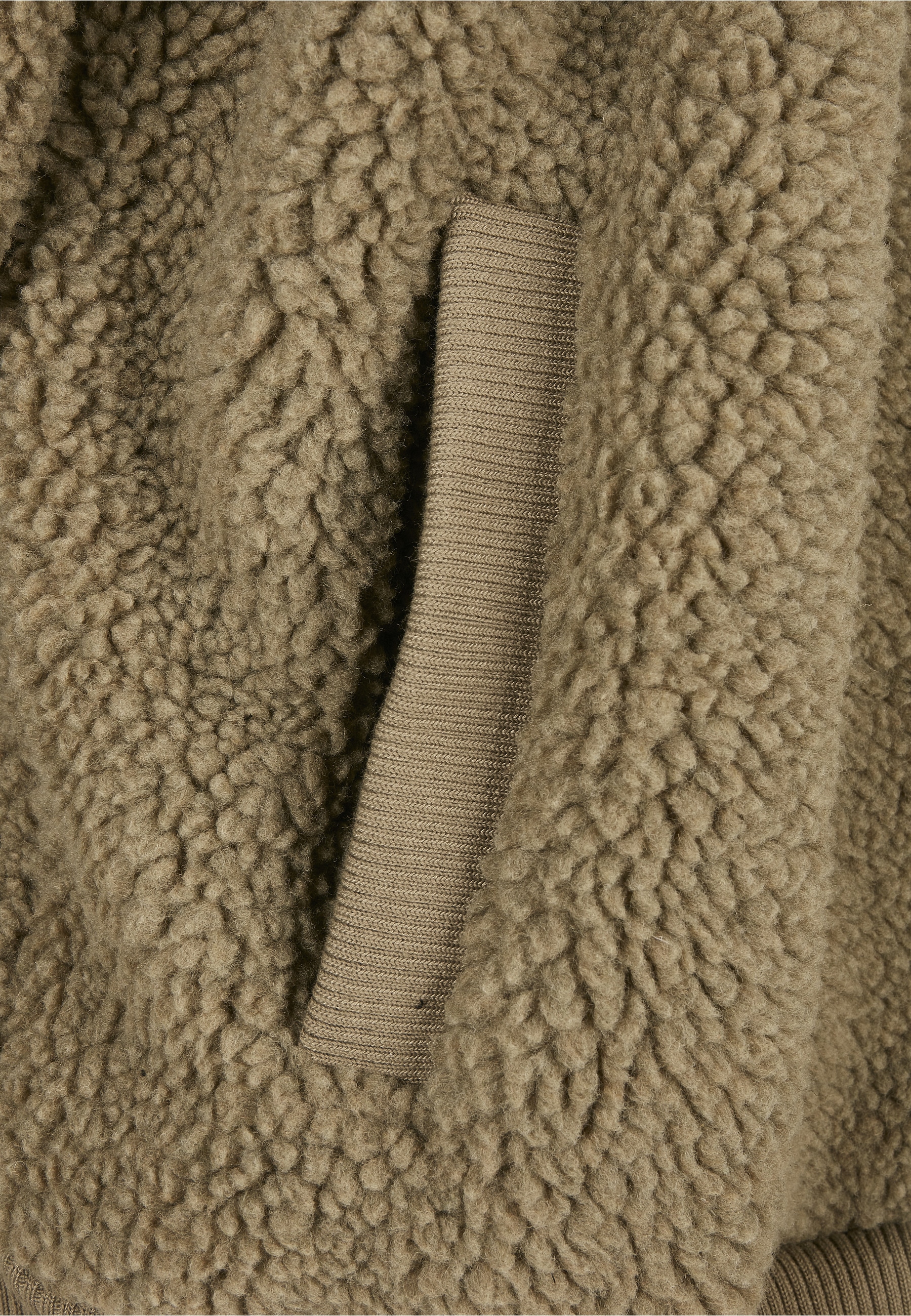 URBAN CLASSICS Winterjacke »Urban Classics Herren Boxy Sherpa Jacket« 1 Stk. tlg. ohne Kapuze