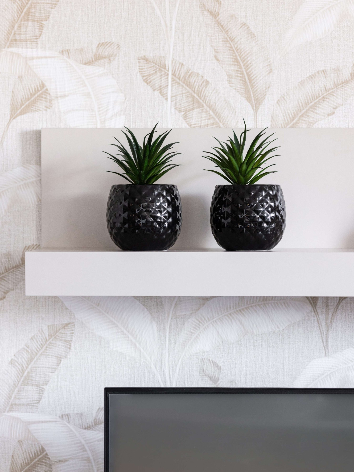 Home affaire Wandregal »Warwick, Schwebendes Regal, Wandkonsole, Wandboard« Ablageboden, Wandmontiert,  Gesamtbreite 137,5 cm, Heißfolienprägung