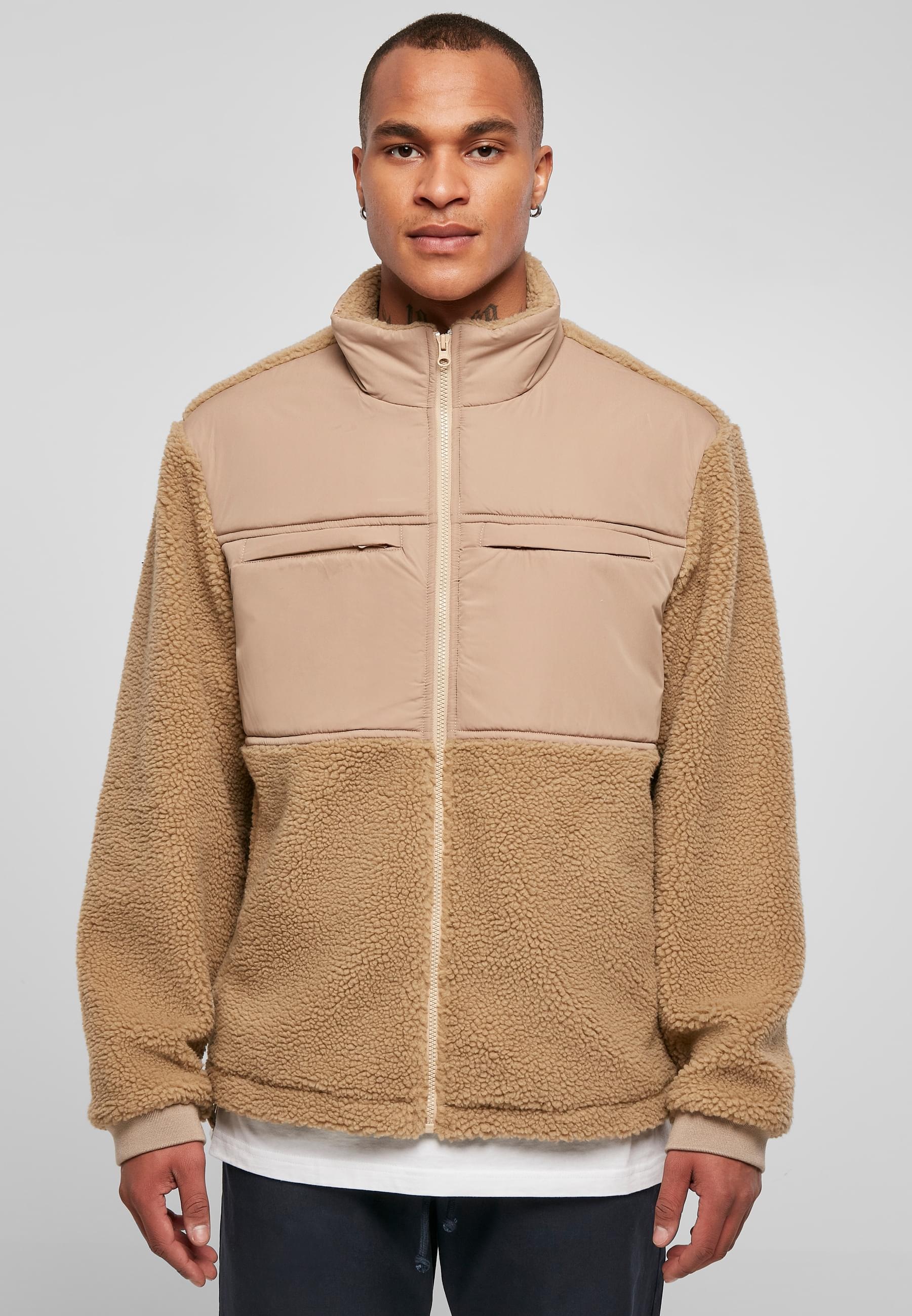 URBAN CLASSICS Winterjacke »Urban Classics Herren Patched Sherpa Jacket« 1 Stk. tlg. ohne Kapuze