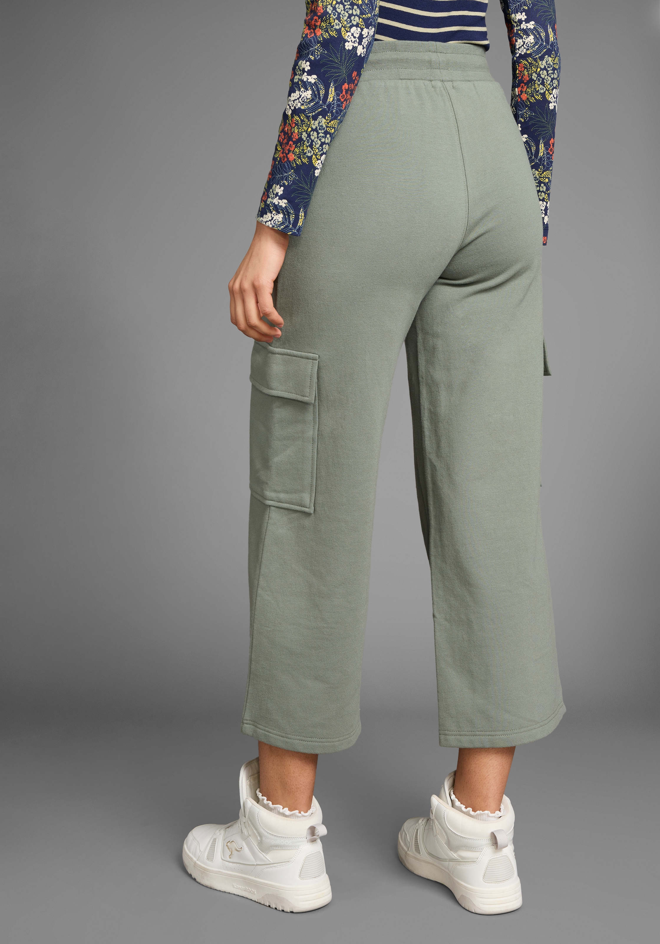 KangaROOS Cargohose, in Wide-Leg Form