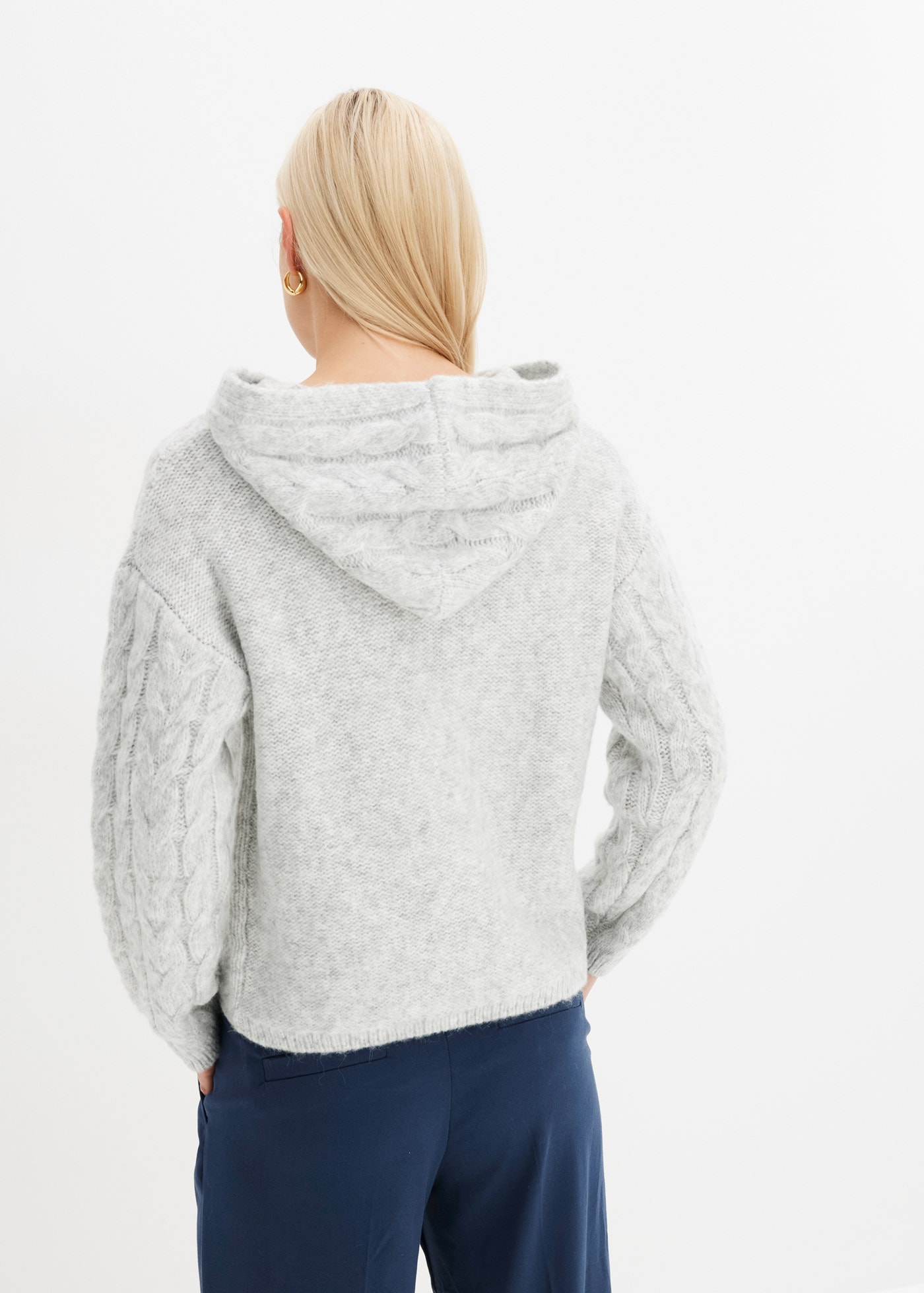 bonprix Strickpullover im kuscheligen Zopfstrickmuster, mit Kapuze, Boxy Passform