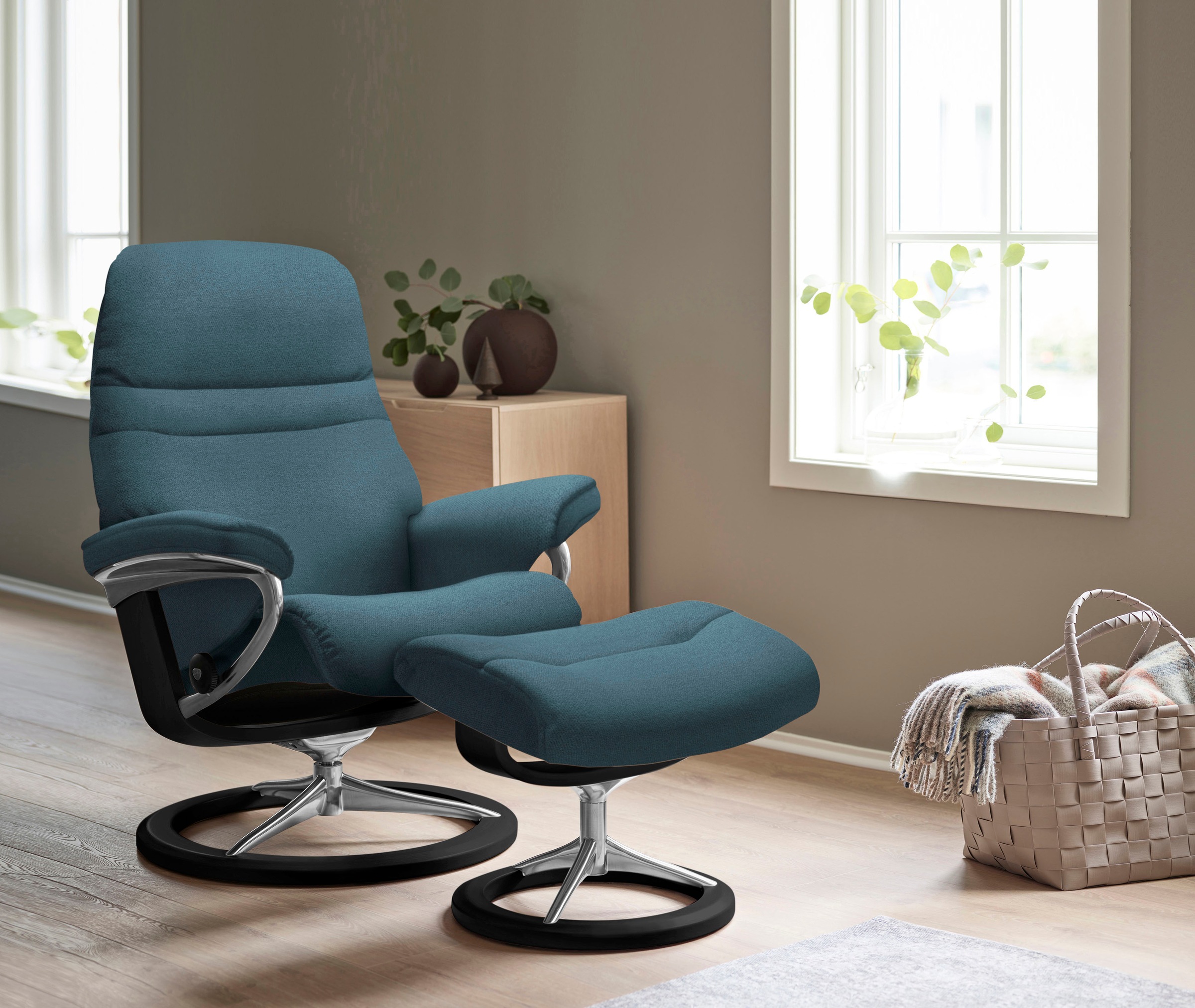 Stressless® Relaxsessel »Sunrise«, (Set, Relaxsessel mit Hocker), mit Signature Base, Größe M, Gestell Schwarz
