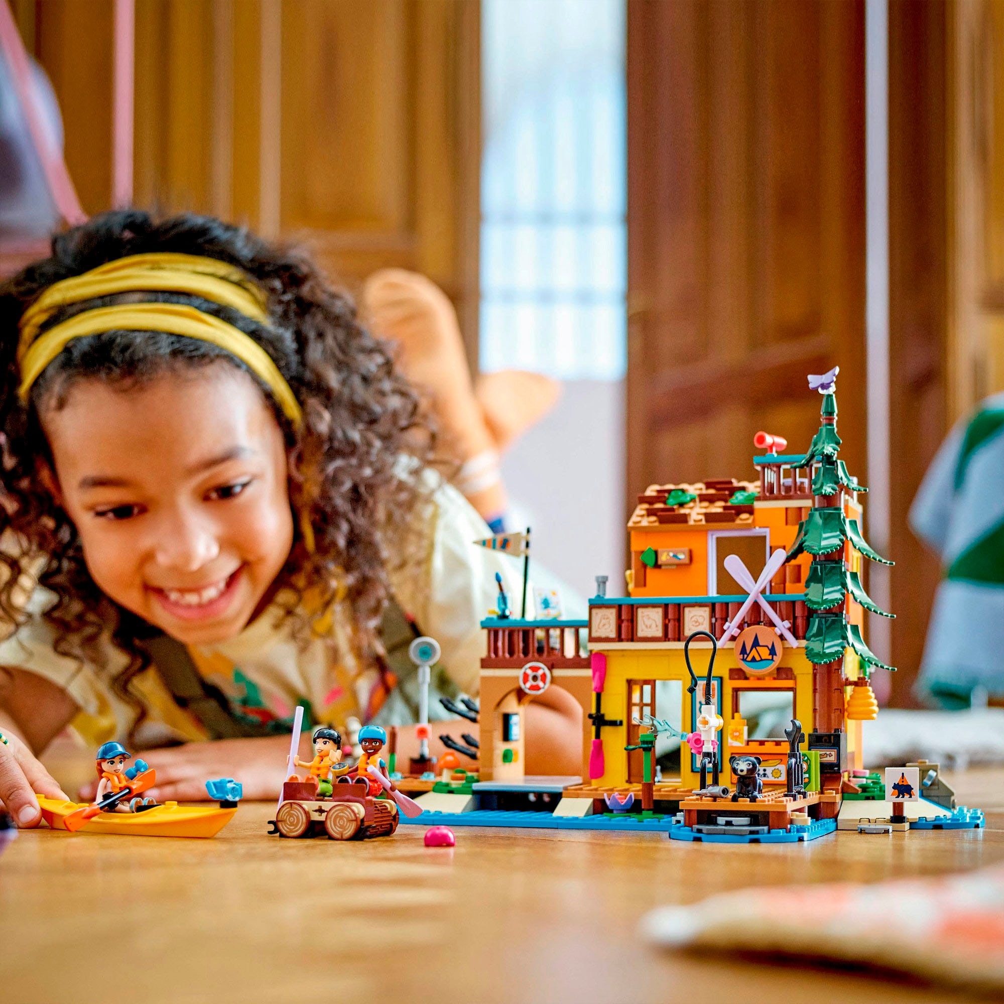 LEGO® Konstruktionsspielsteine »Abenteuercamp mit Kayak (42626), LEGO Friends«, (628 St.), Made in Europe