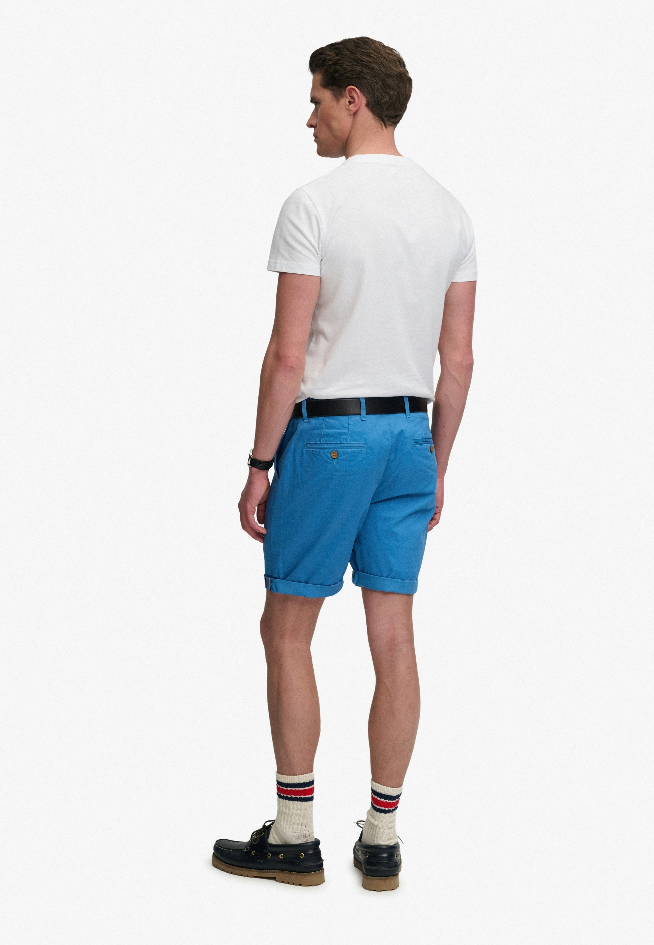 Superdry Chinoshorts »PREMIUM REGULAR CHINO SHORT«  aus Baumwollmischung mit Elasthan, Relaxed Fit, unifarben, knielang