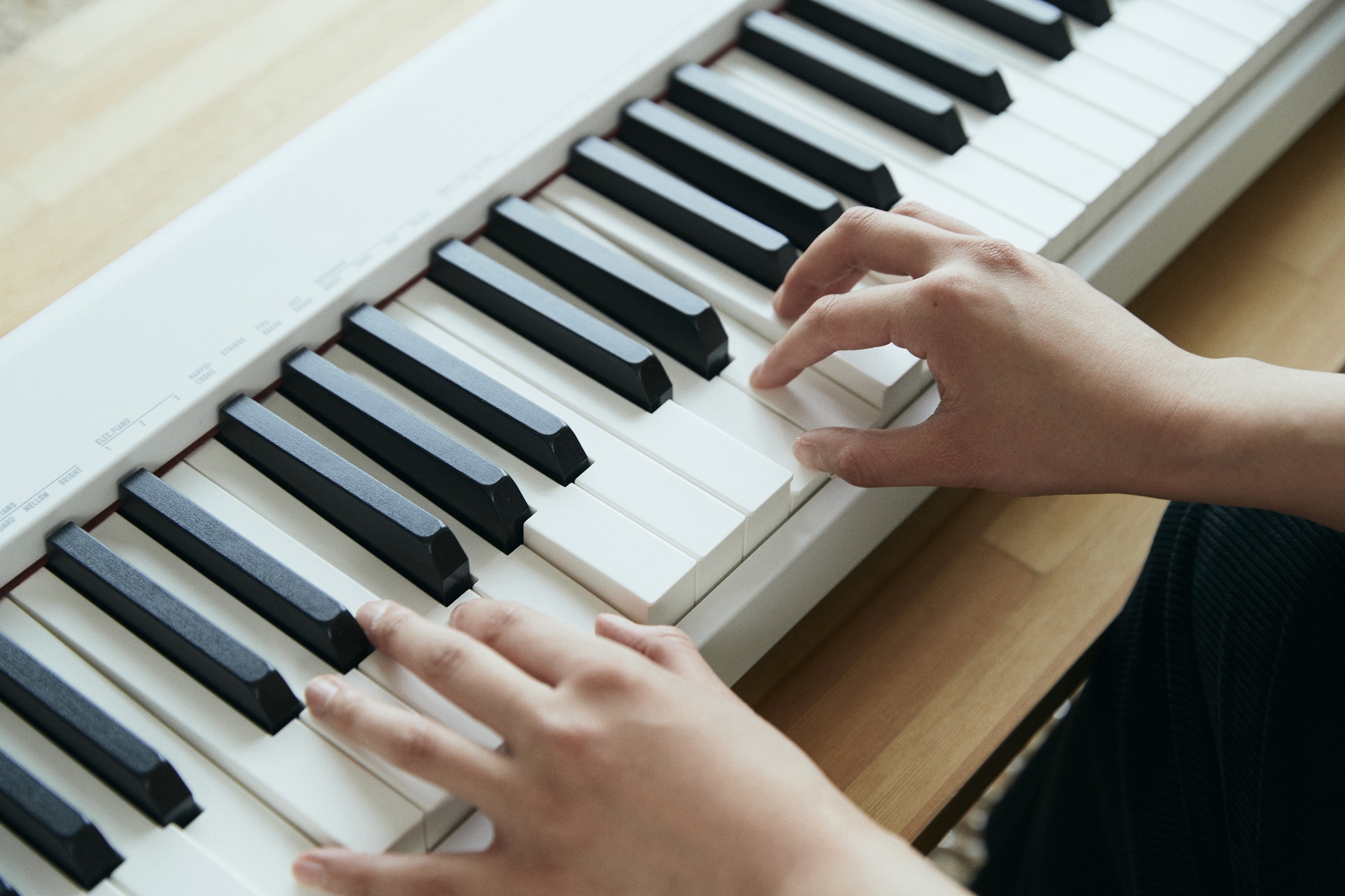 CASIO Digitalpiano »CDP-S110WE«, mit Stativ und Pedal