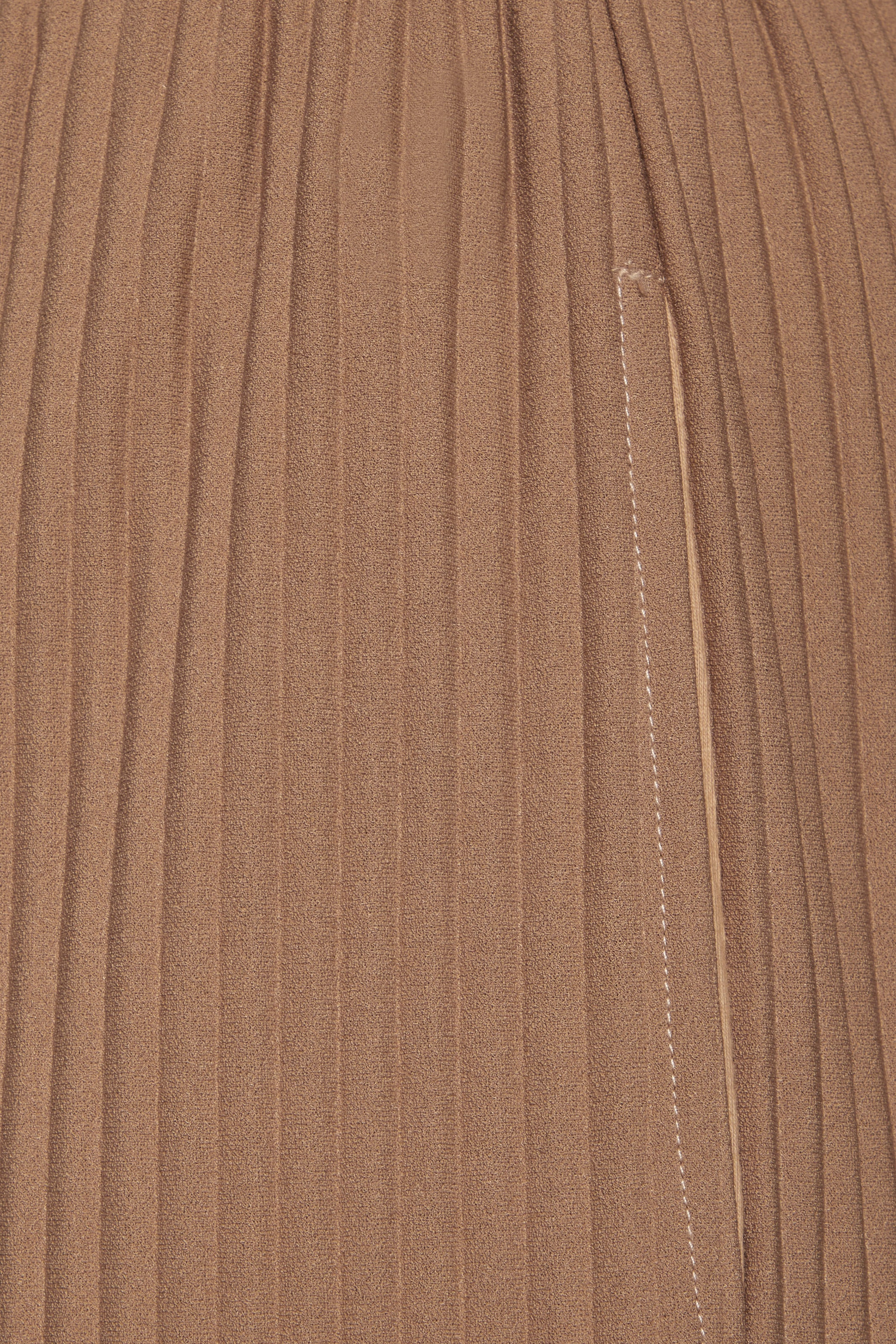 LASCANA Schlupfhose  in weiter Form, mit Plisseefalten