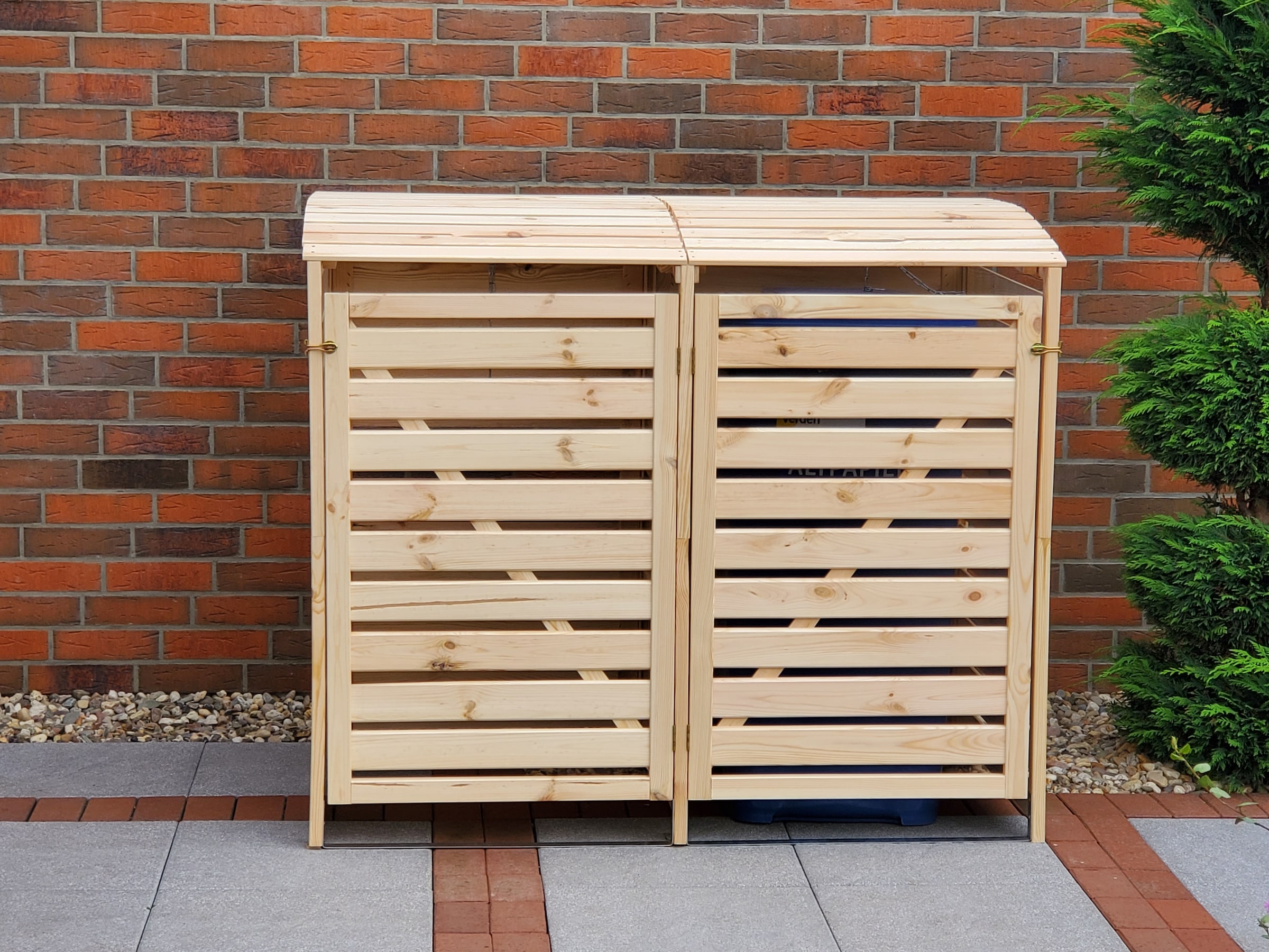 promadino Mülltonnenbox »Vario III«, für 2 Tonnen, robust aus ökologisch, zertifiziertem Kiefernholz